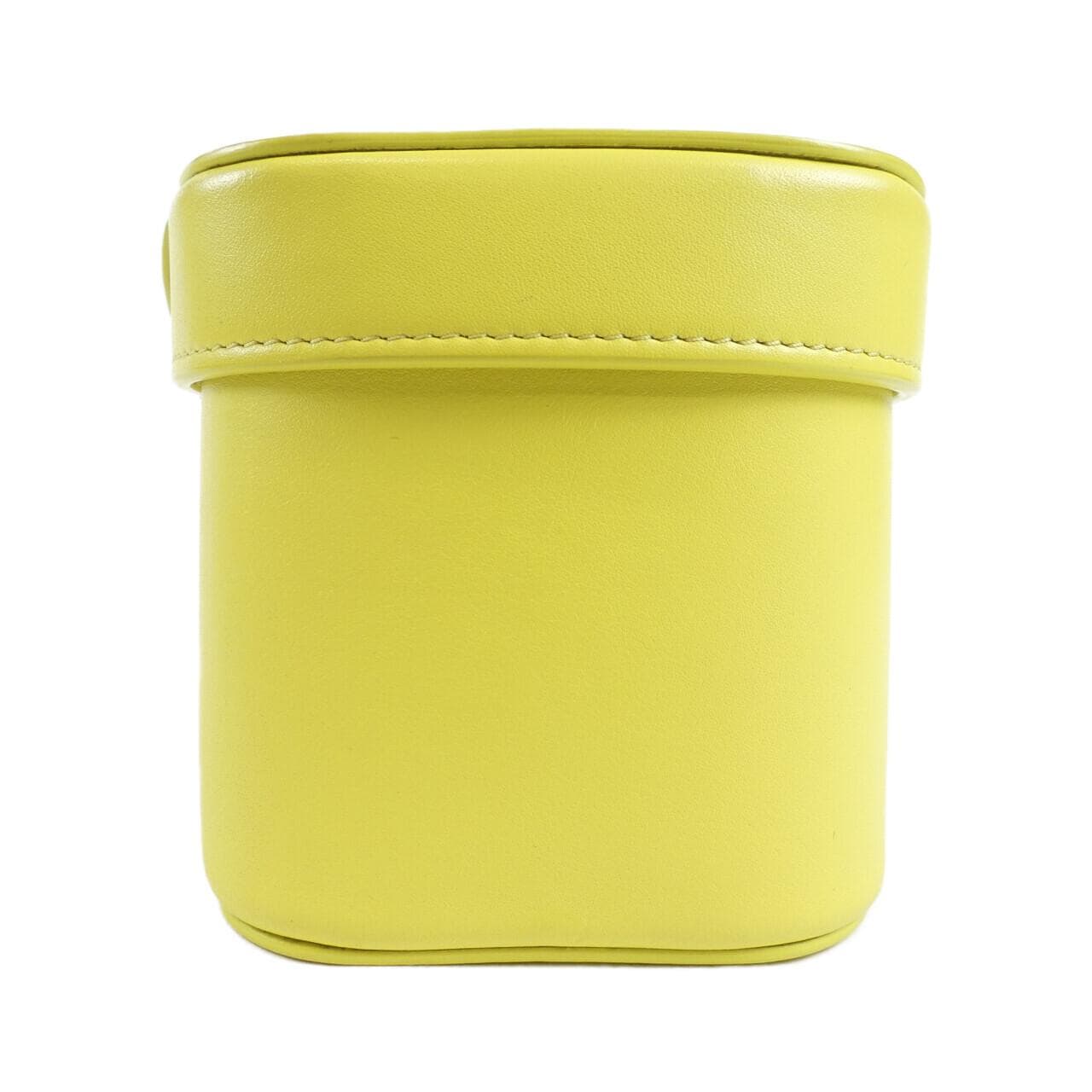 セリーヌ トリオンフ 写真2