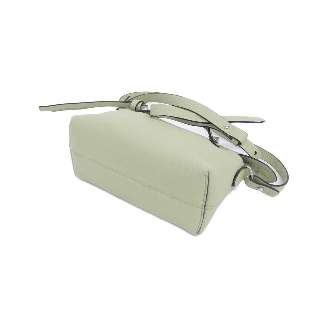 フェンディ バイザウェイ 写真2