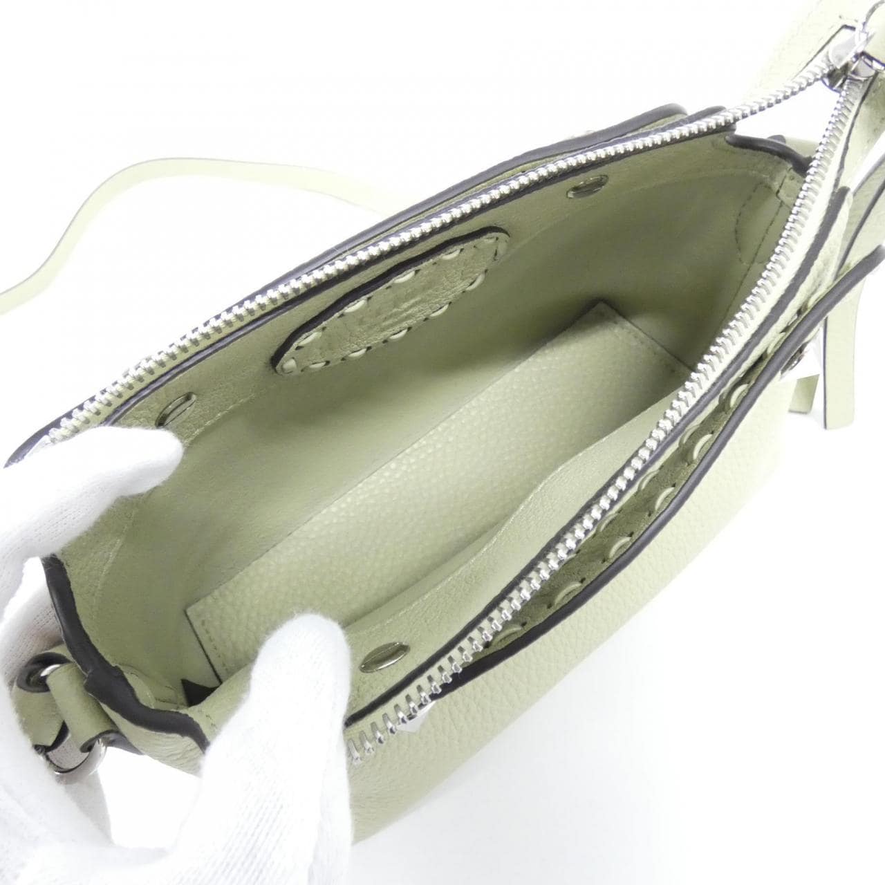 フェンディ バイザウェイ 写真5