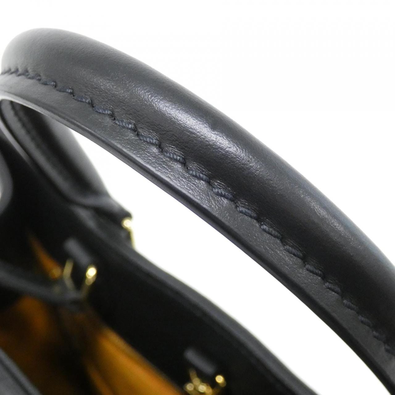 ルイ・ヴィトン オンザゴー 写真4