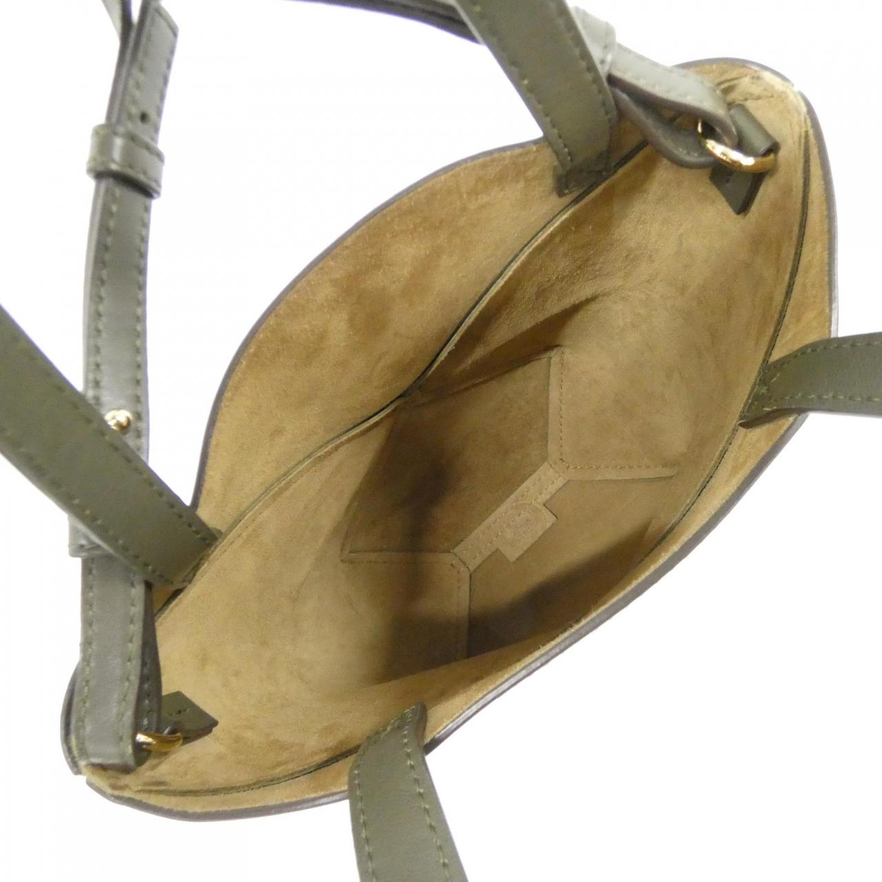 ロエベ パズル 写真7