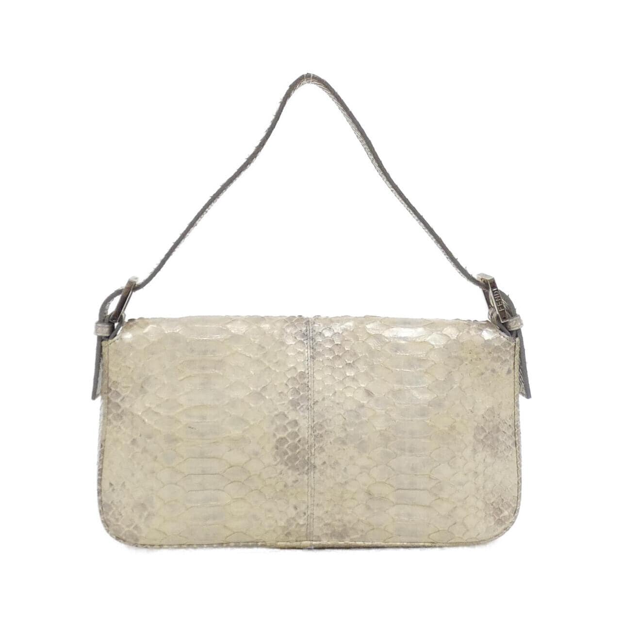 フェンディ バゲット 写真2