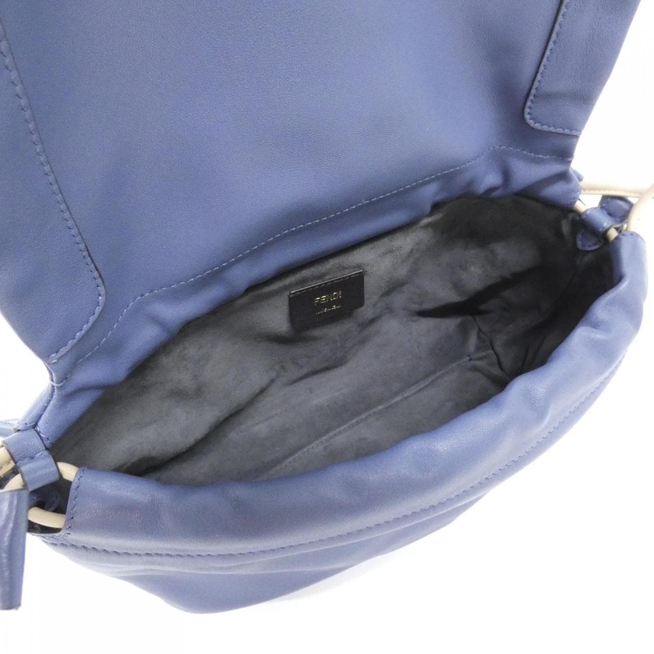 フェンディ バゲット 写真6