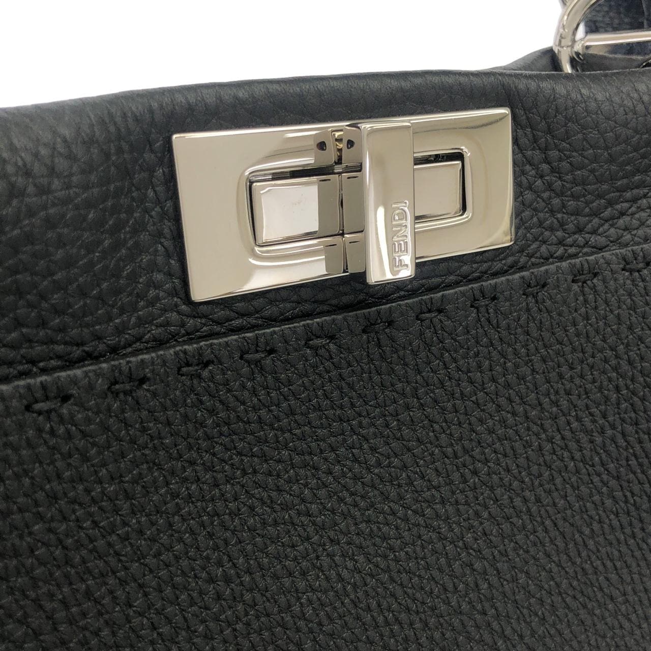 フェンディ ピーカブー 写真3