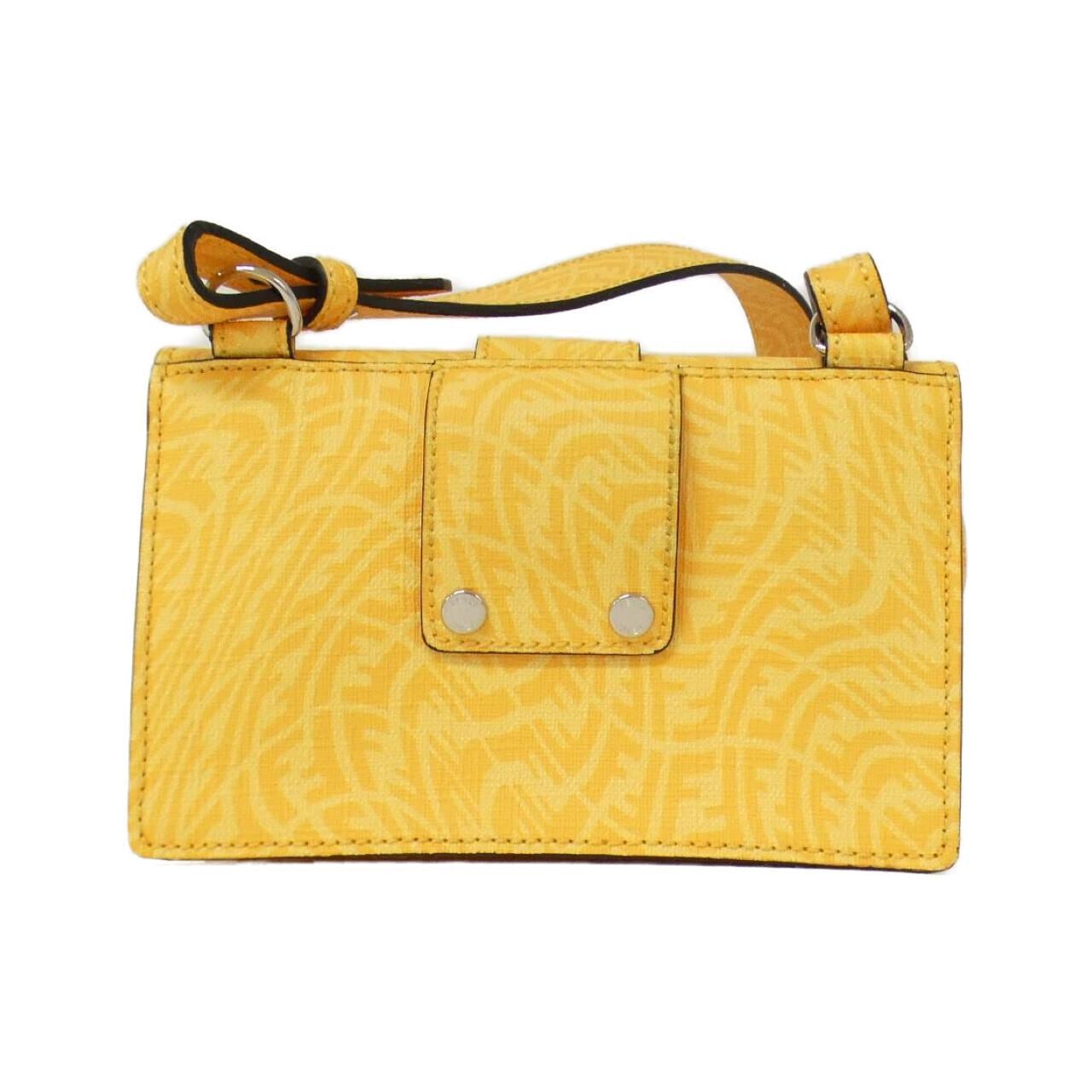 フェンディ バゲット 写真2