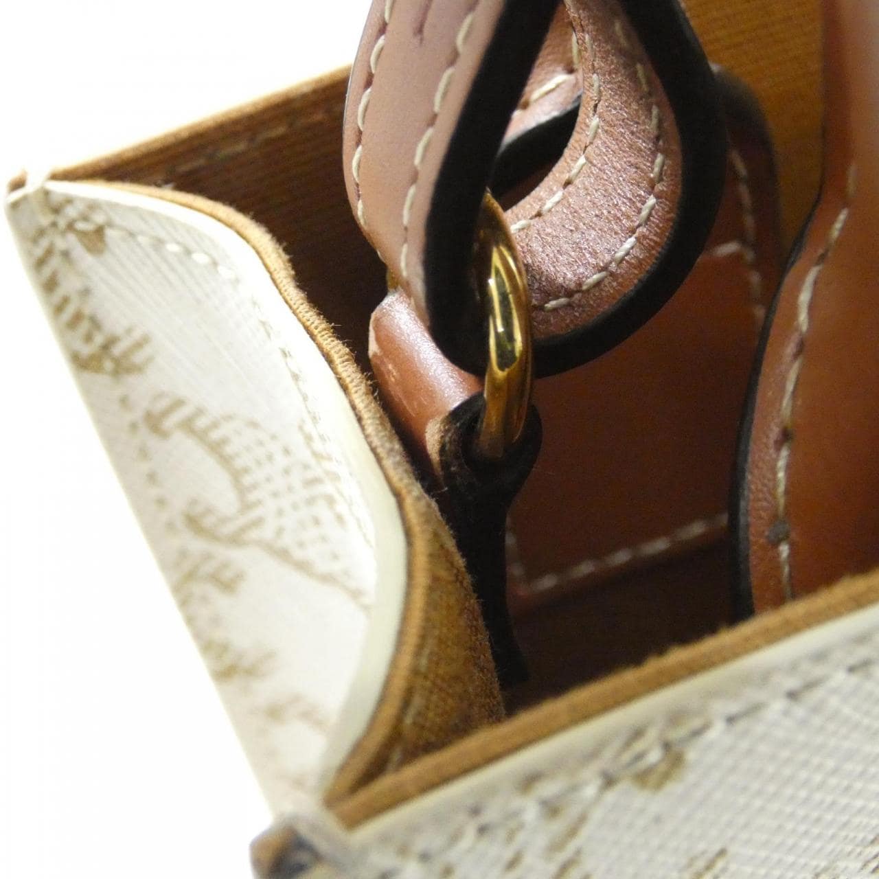 セリーヌ トリオンフ 写真6