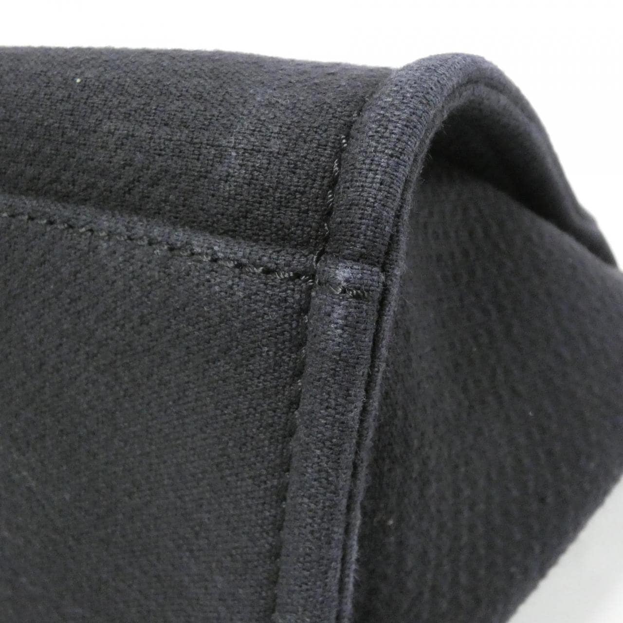 シャネル ドーヴィル 写真3