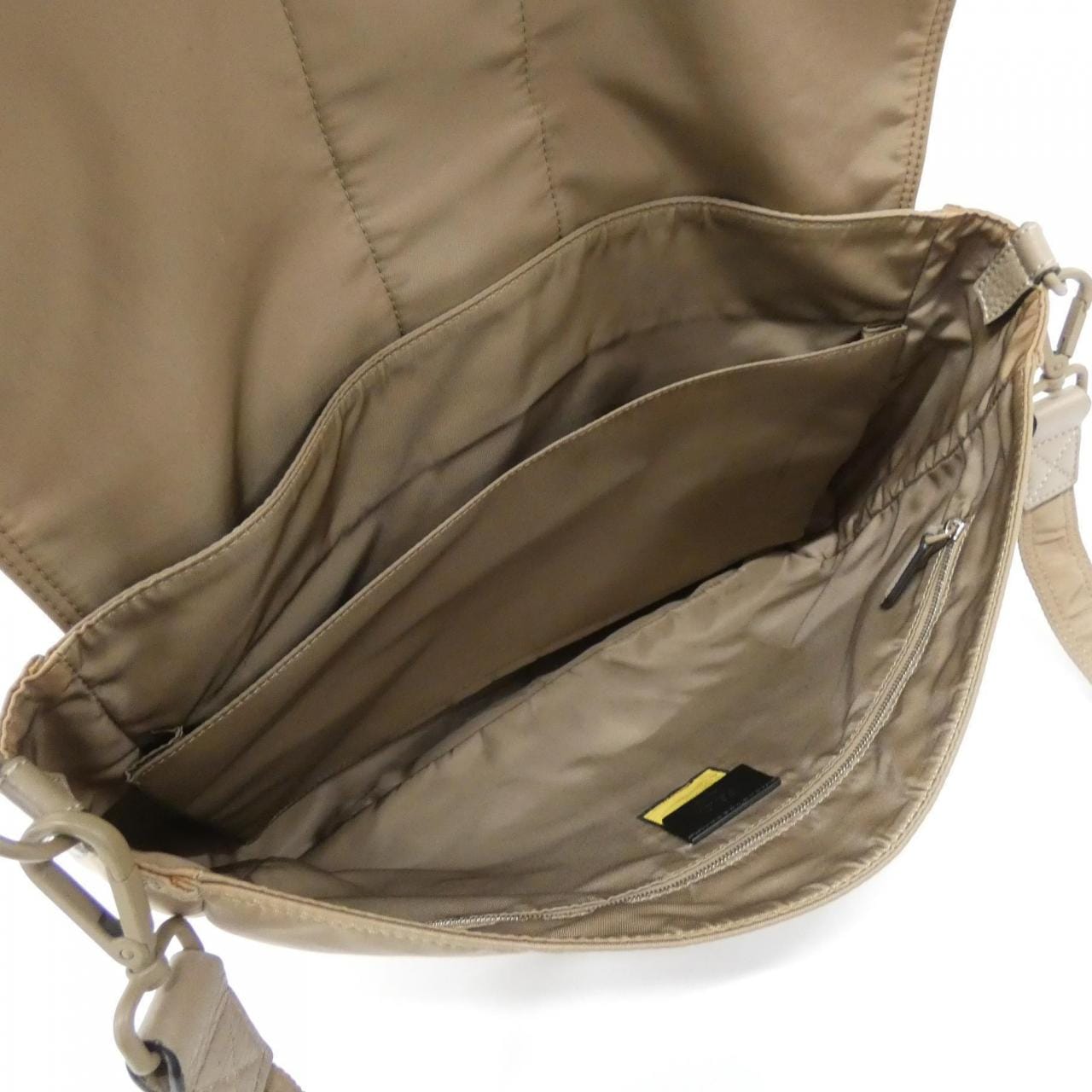 フェンディ バゲット 写真9