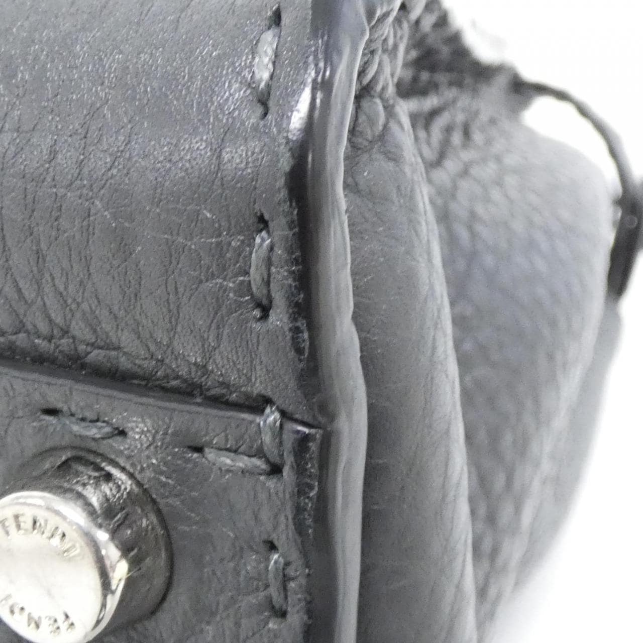 フェンディ ピーカブー 写真2