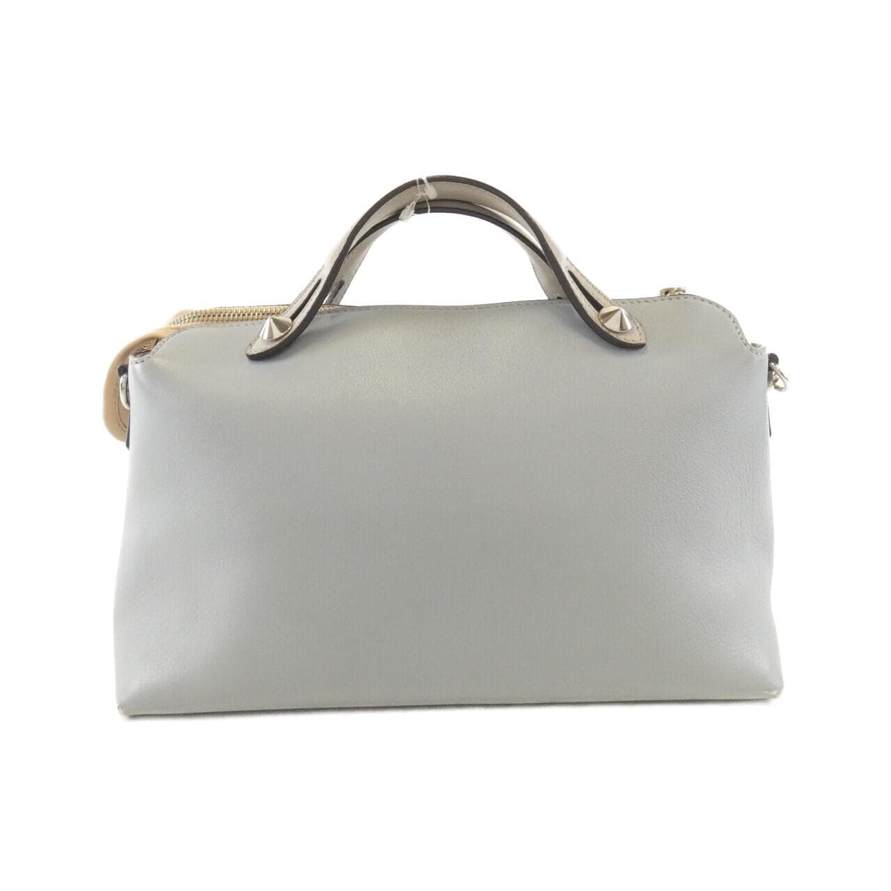 フェンディ バイザウェイ 写真2