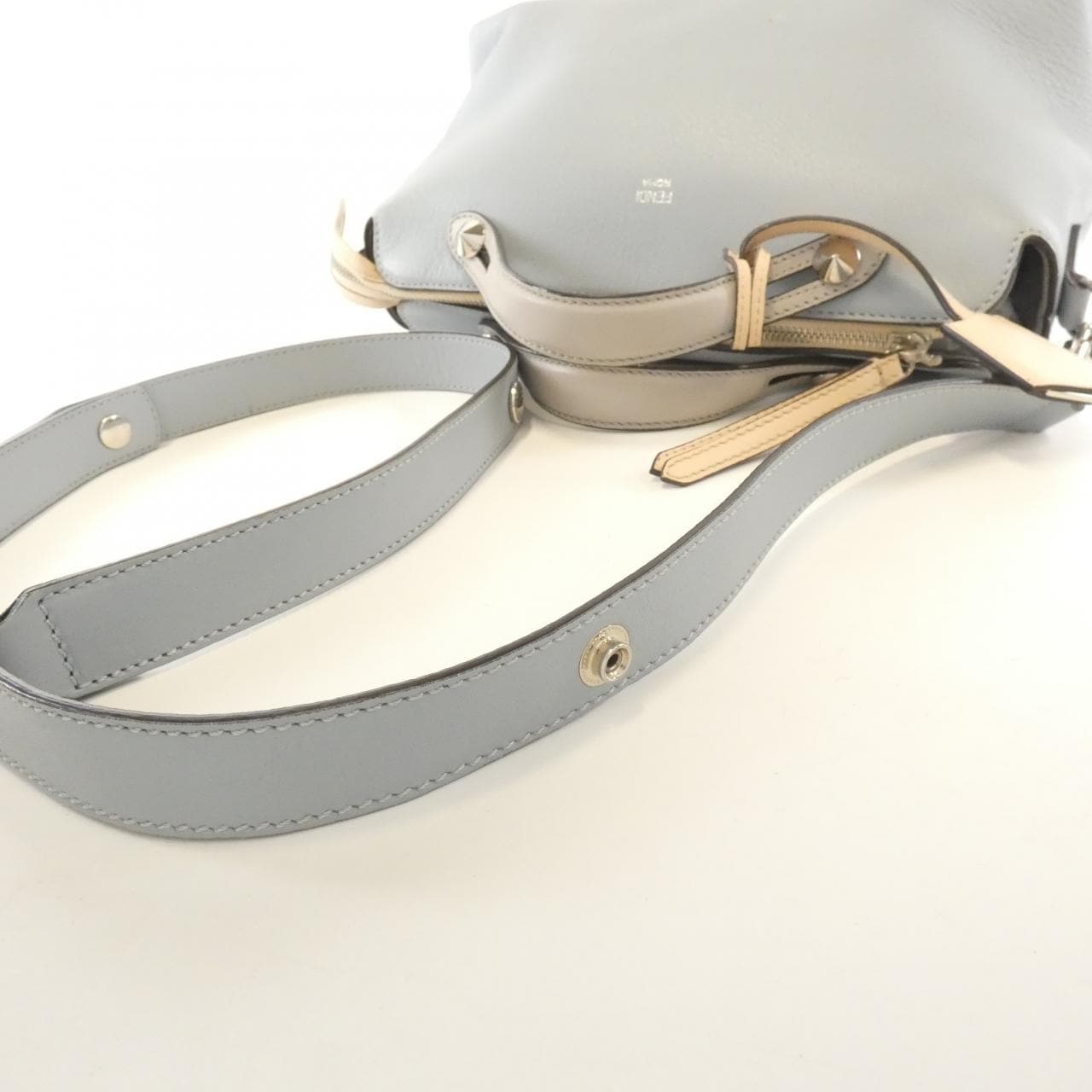 フェンディ バイザウェイ 写真7