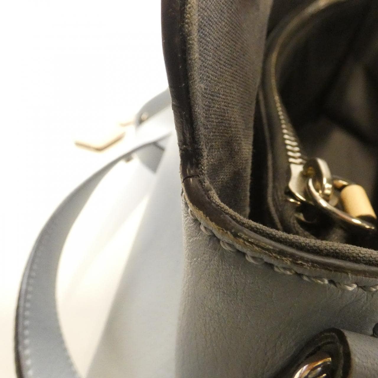 フェンディ バイザウェイ 写真9