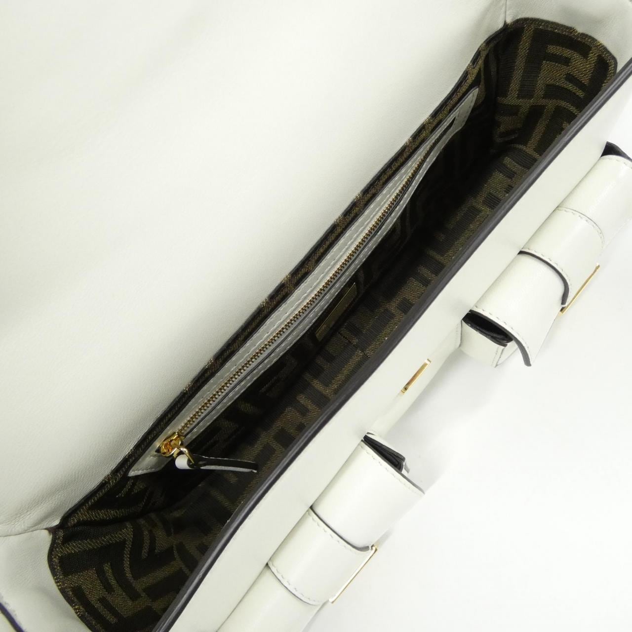 フェンディ バゲット 写真10