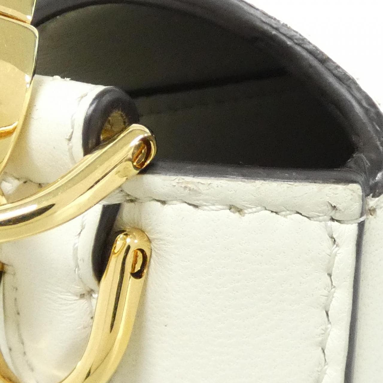 フェンディ バゲット 写真6