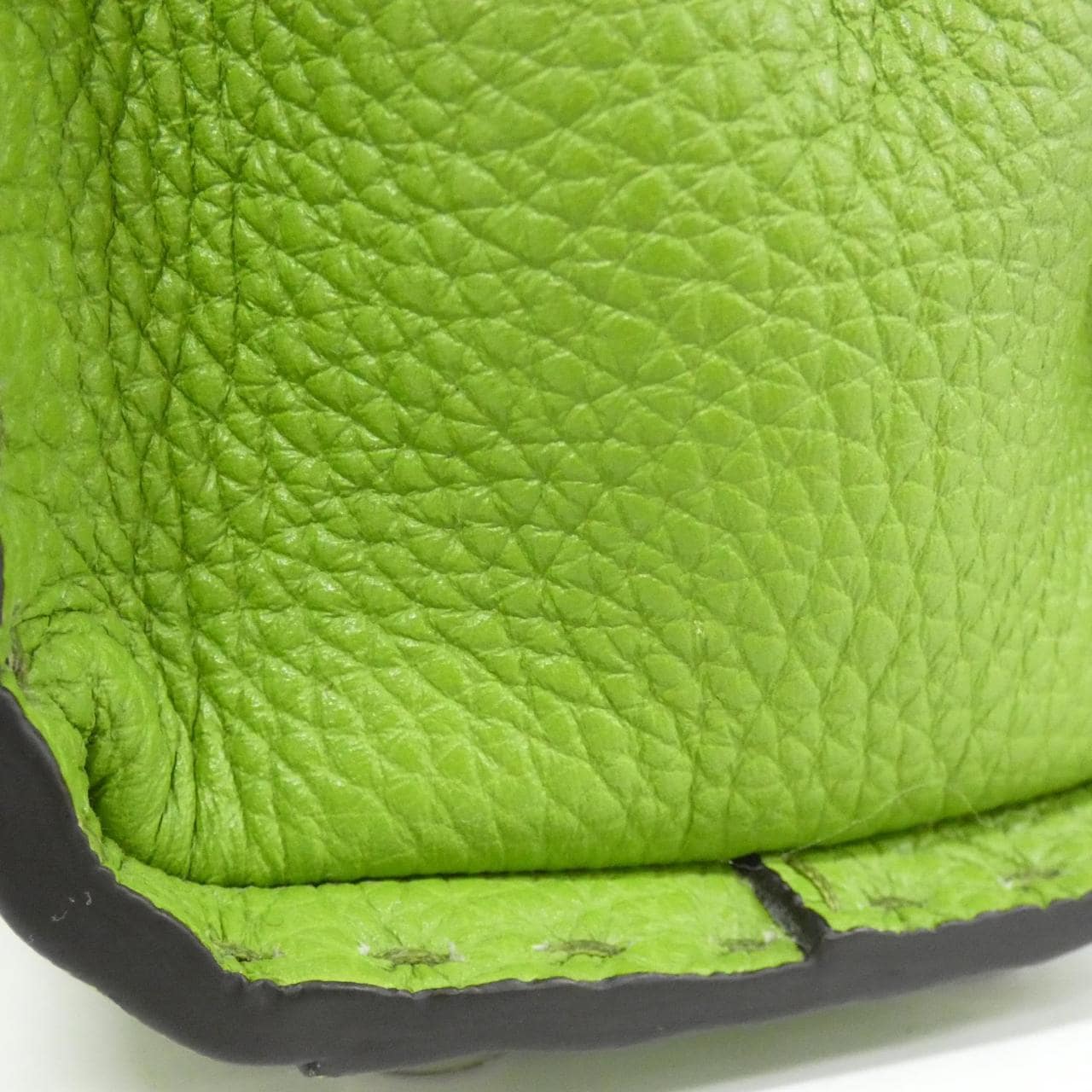 フェンディ ピーカブー 写真4