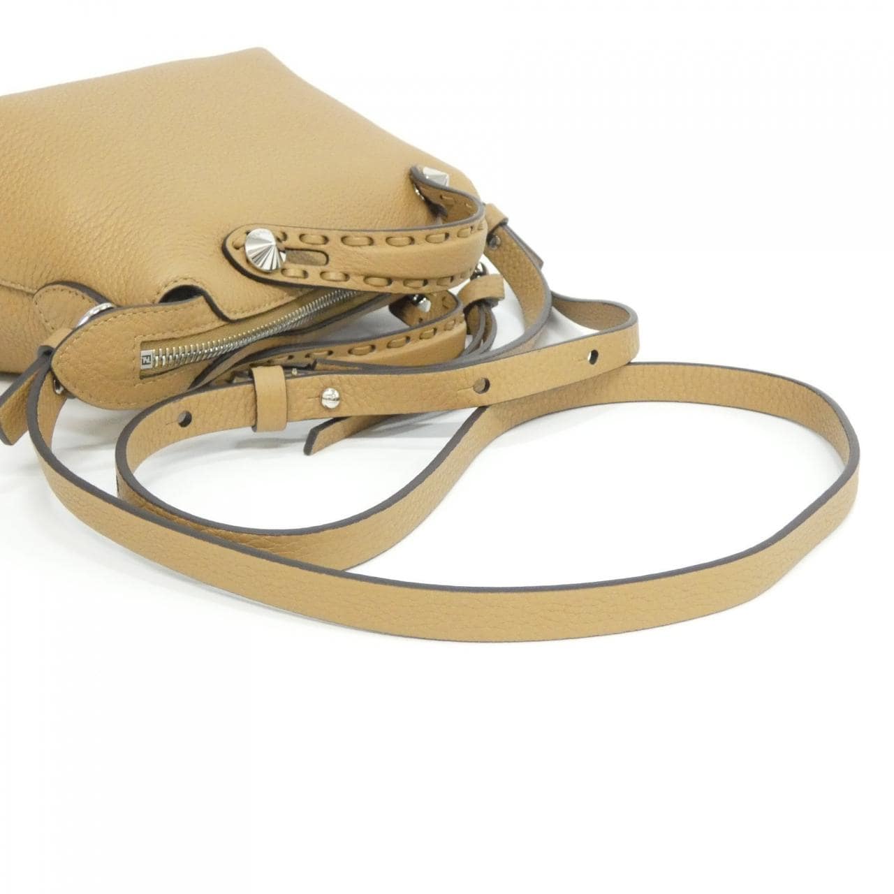 フェンディ バイザウェイ 写真5