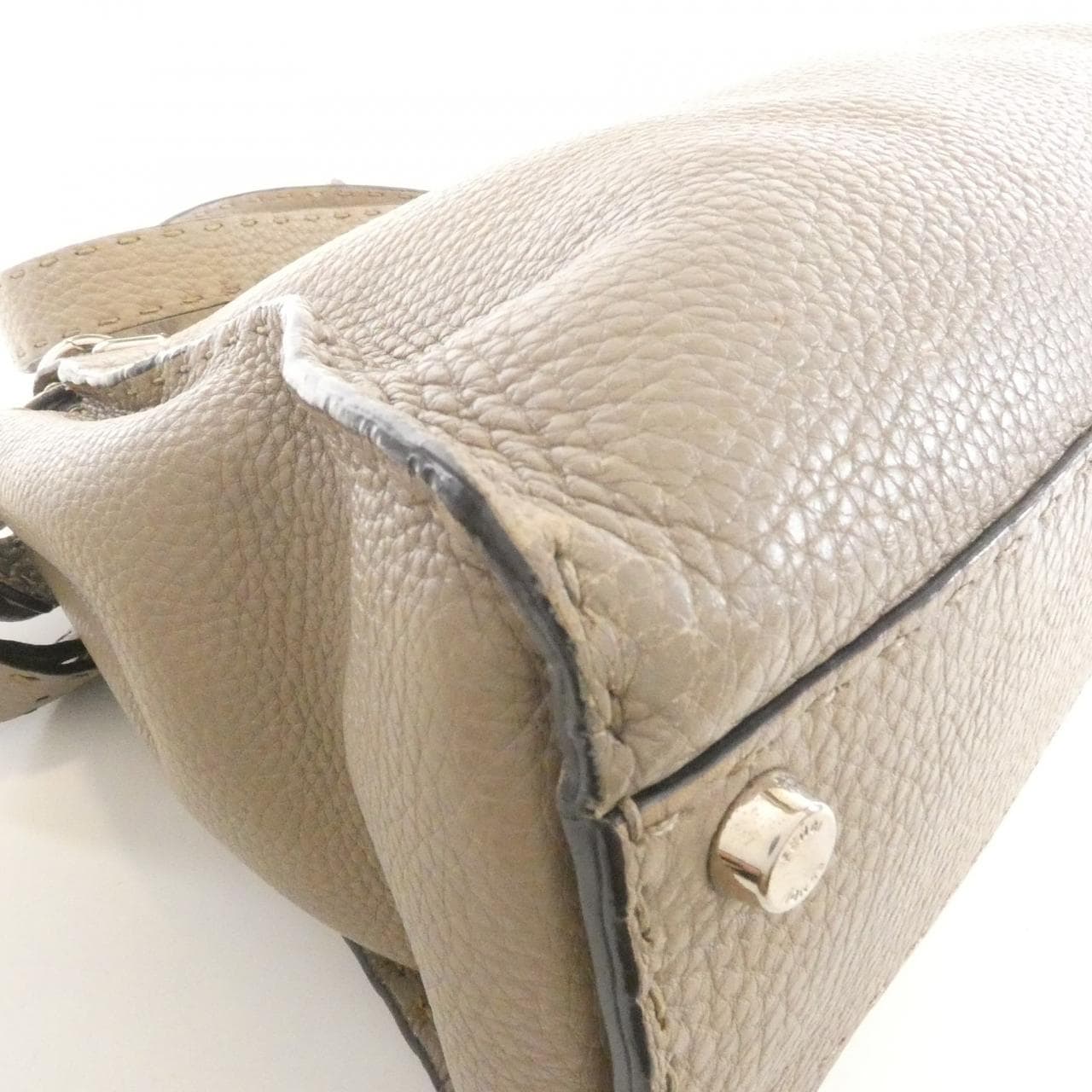 フェンディ ピーカブー 写真2