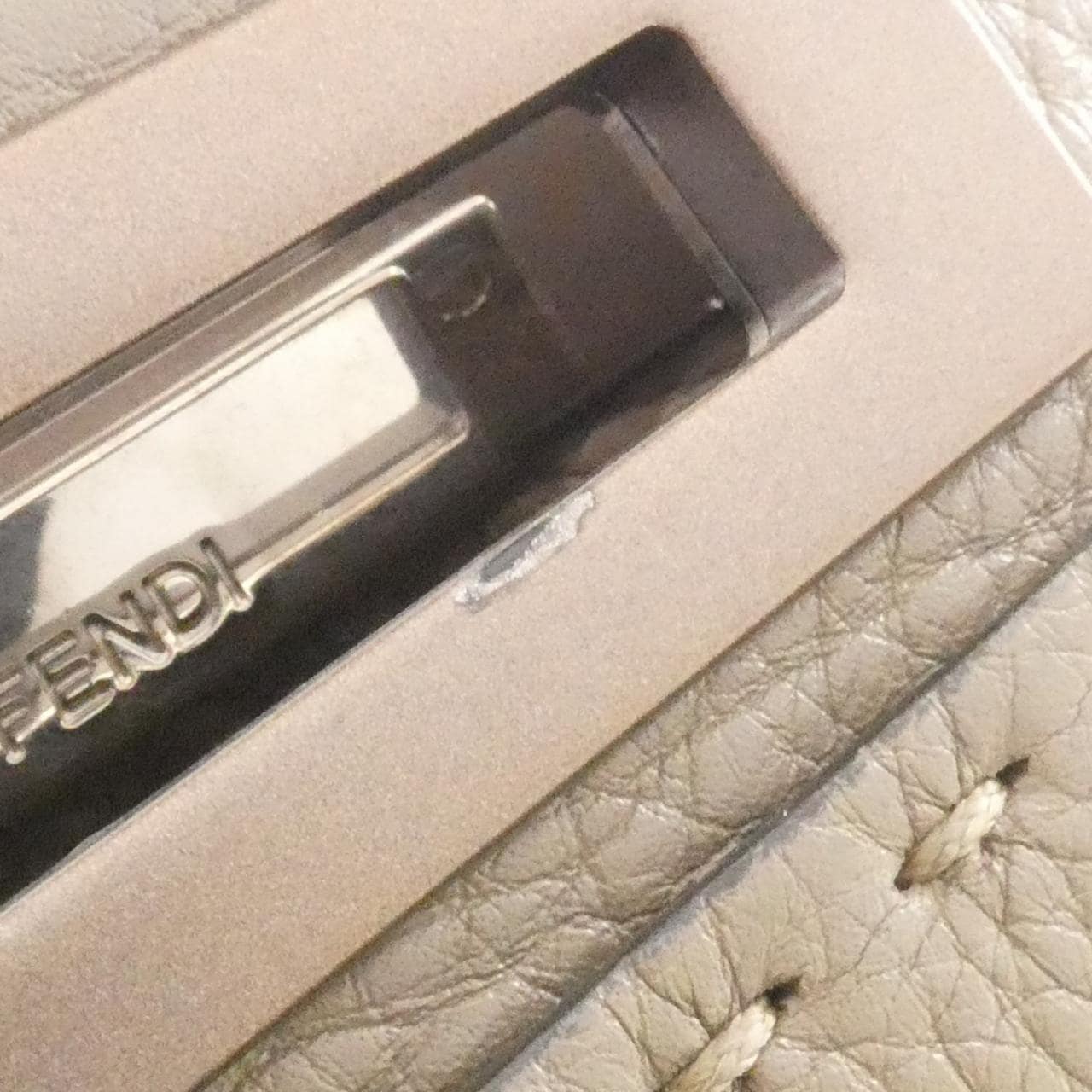 フェンディ ピーカブー 写真3