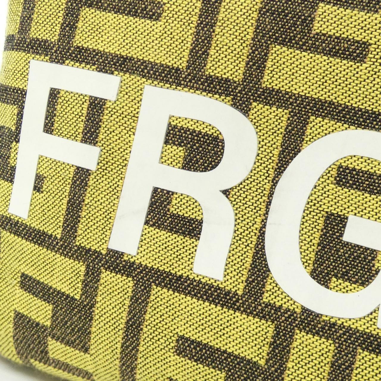 フェンディ バゲット 写真4