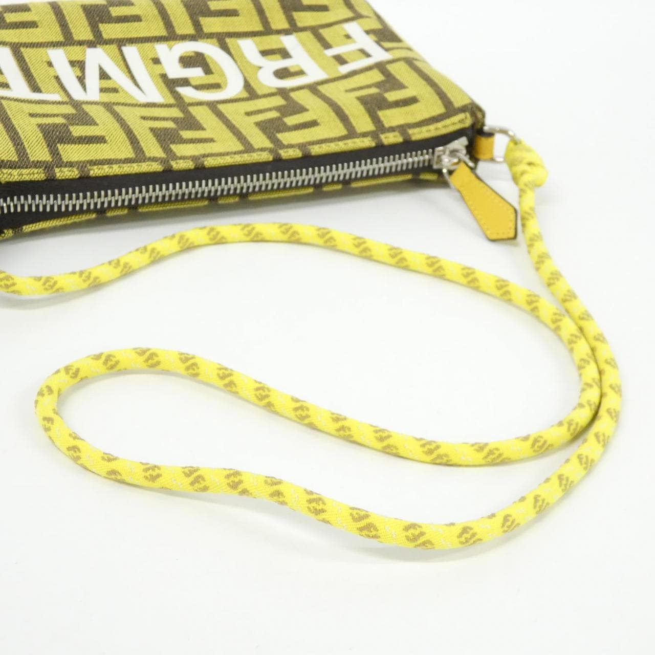 フェンディ バゲット 写真6