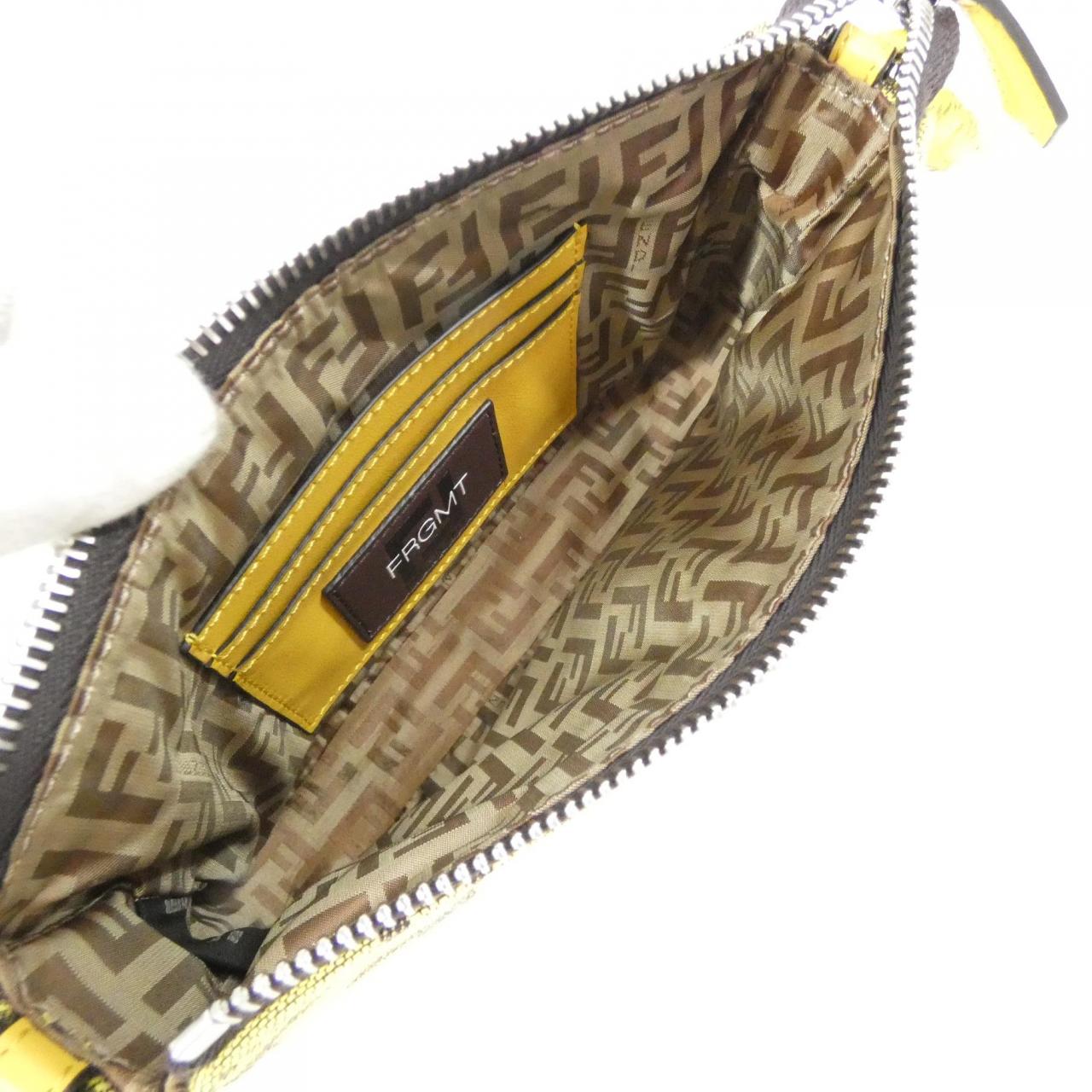 フェンディ バゲット 写真7