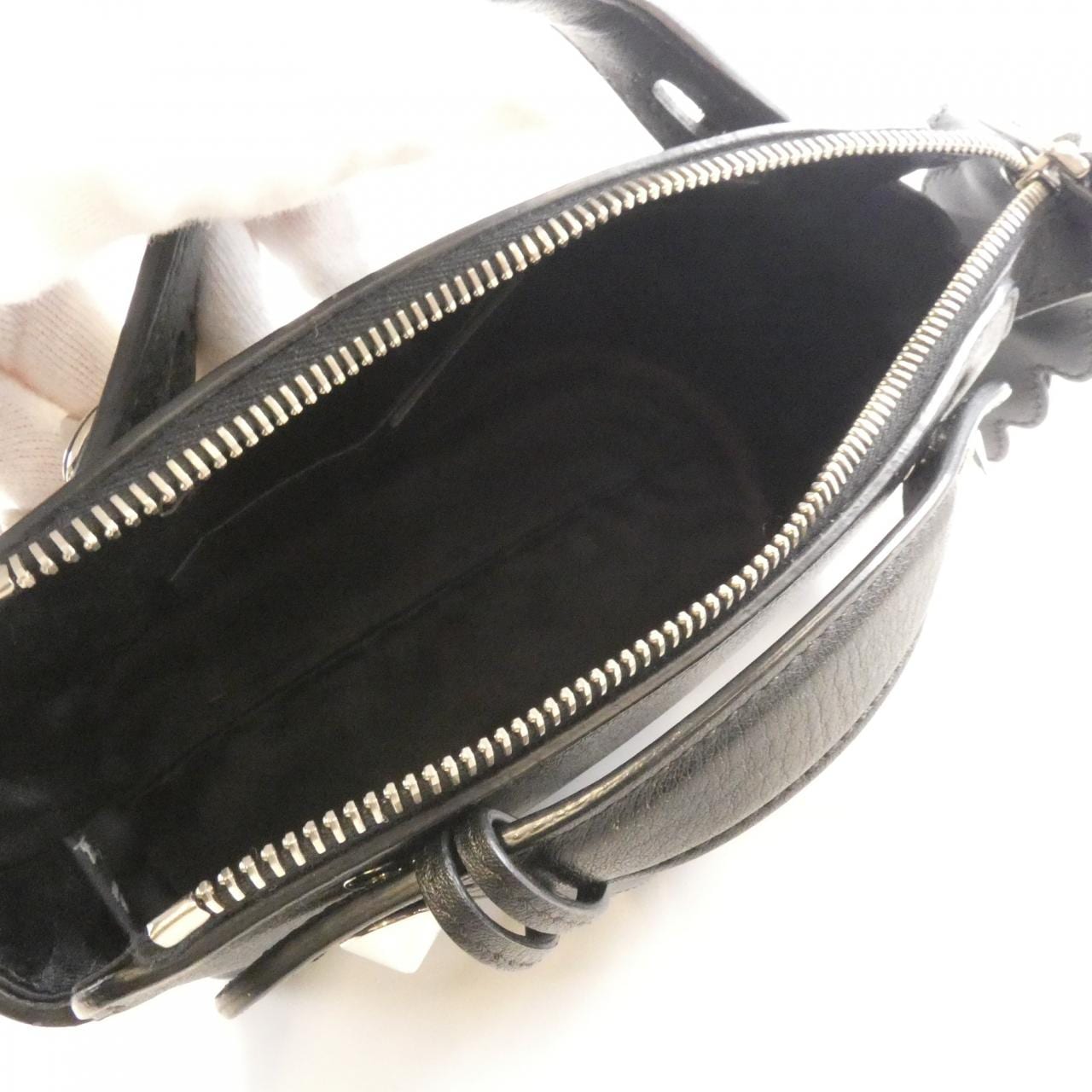 フェンディ バイザウェイ 写真6