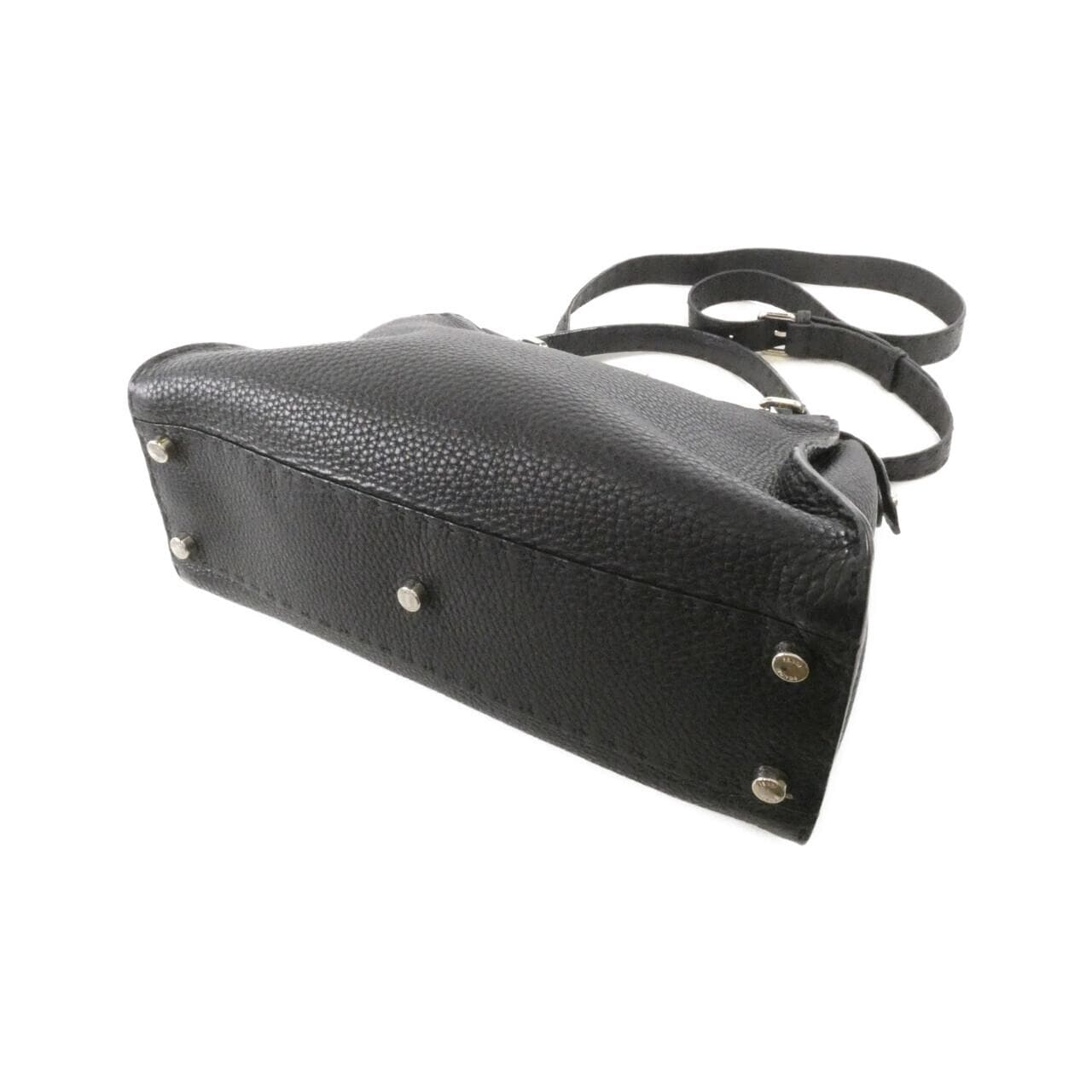 フェンディ ピーカブー 写真2