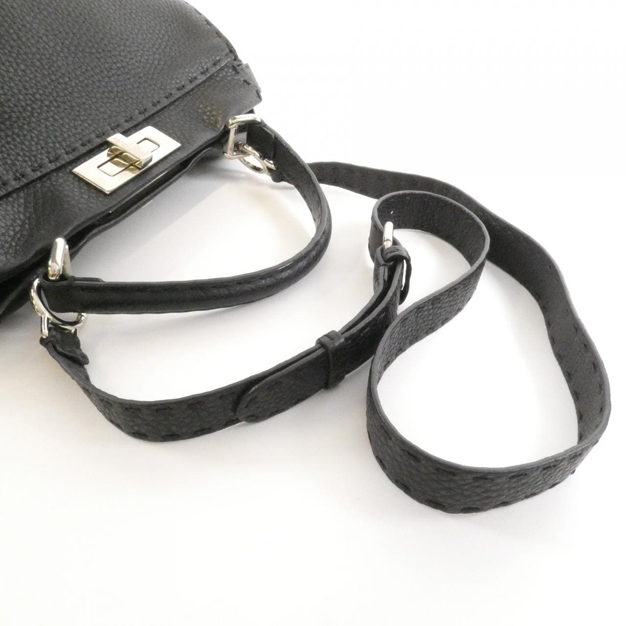 フェンディ ピーカブー 写真4