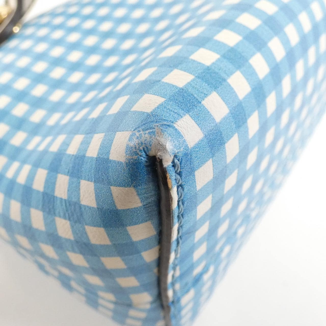 フェンディ バイザウェイ 写真3