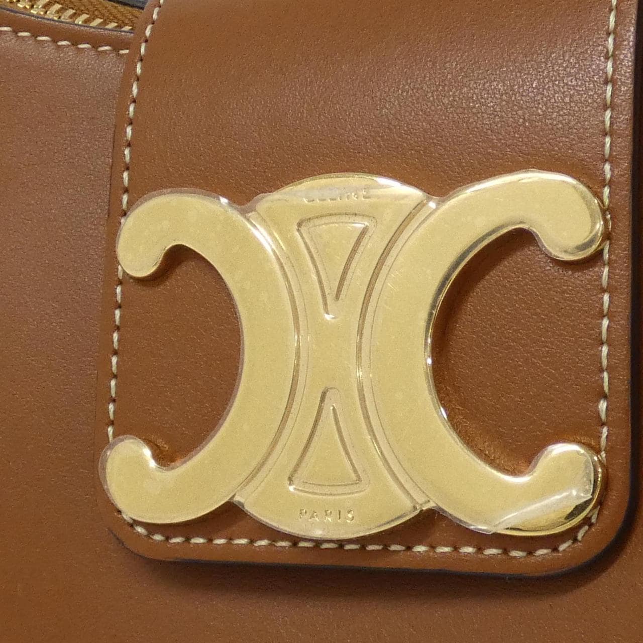 セリーヌ アヴァ 写真4