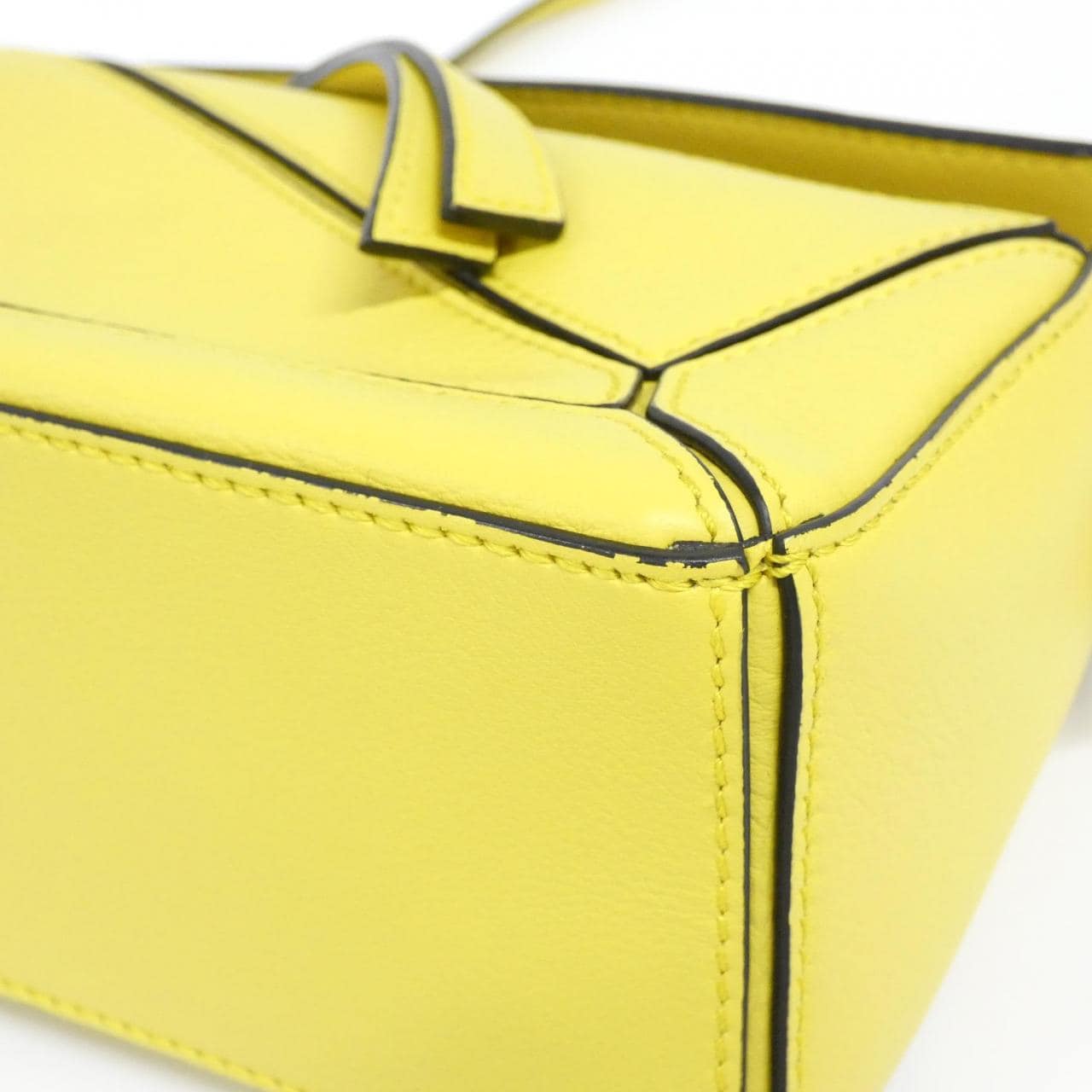 ロエベ パズル 写真3