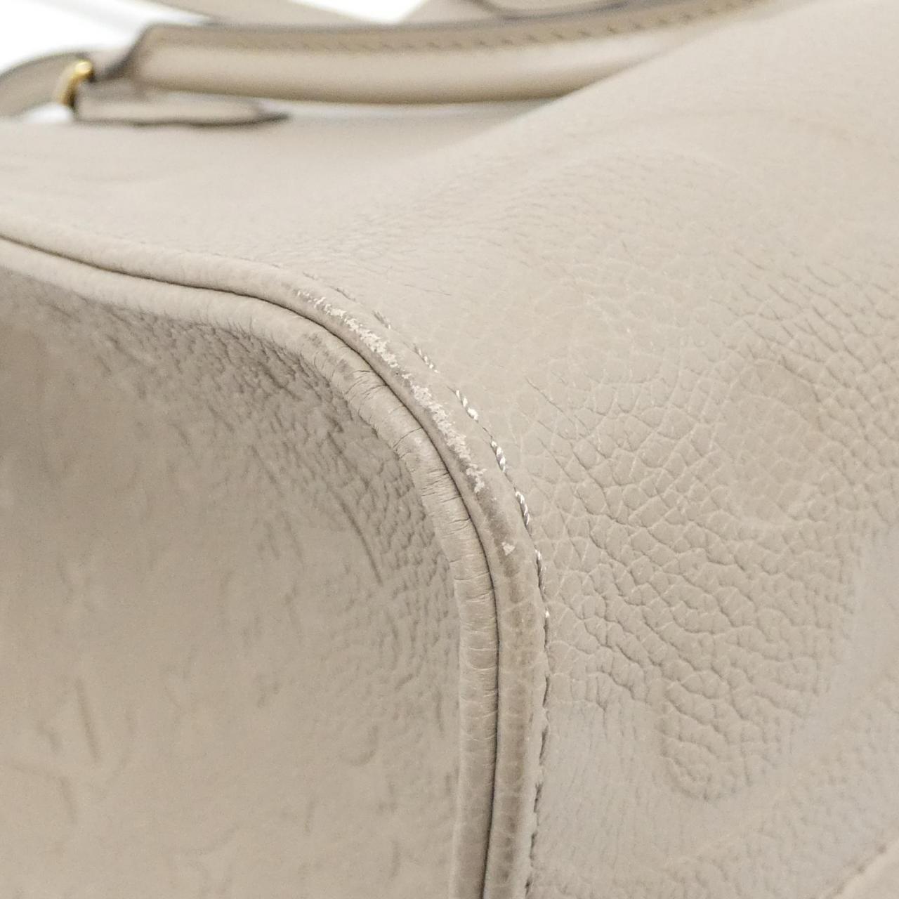 ルイ・ヴィトン オンザゴー 写真2