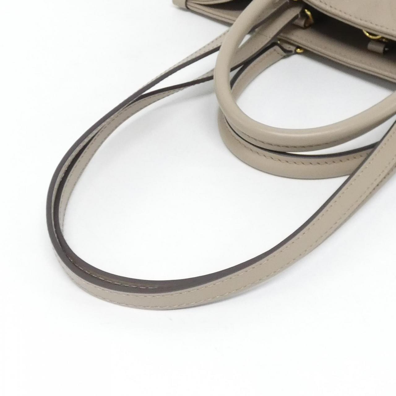 ルイ・ヴィトン オンザゴー 写真3