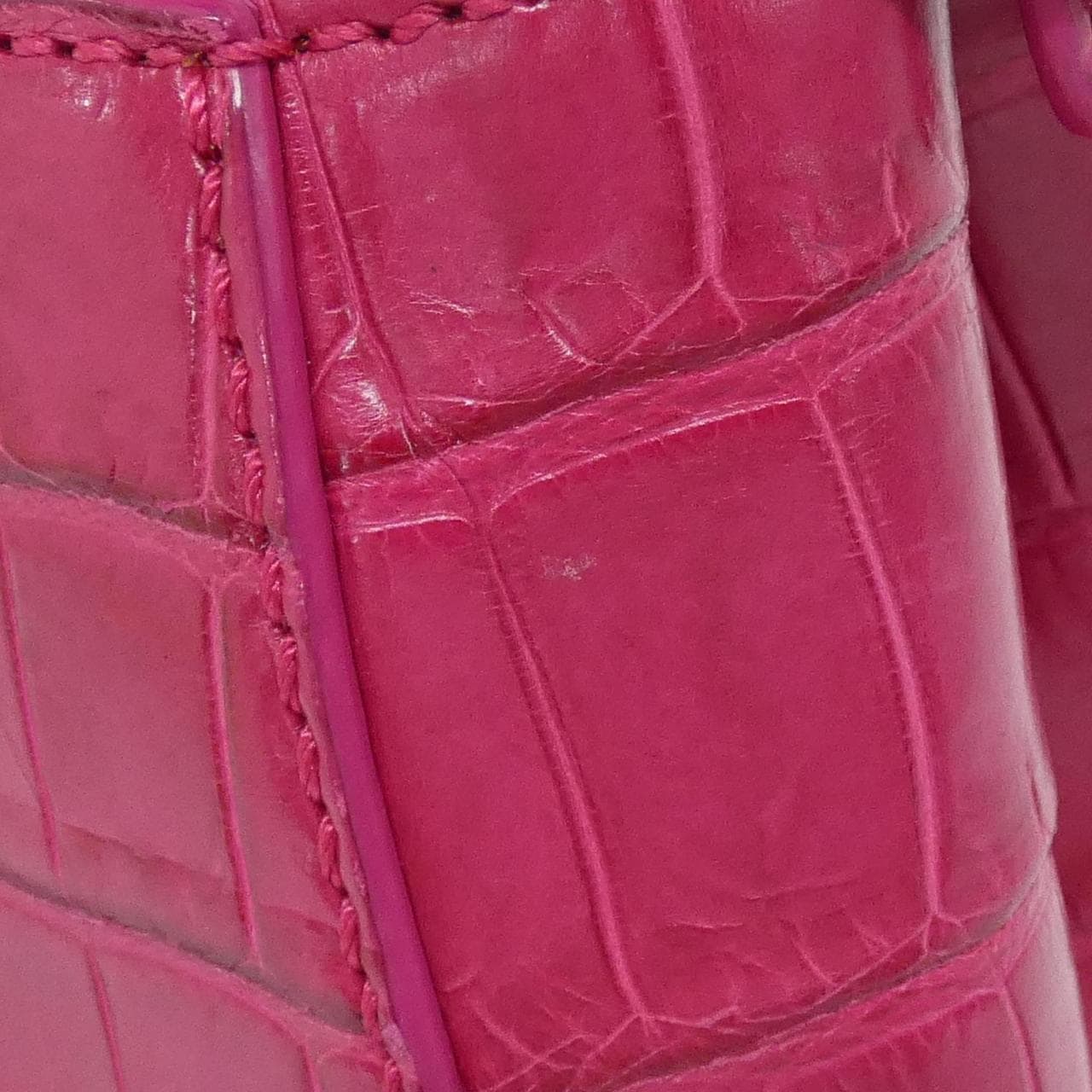 フェンディ ピーカブー 写真3