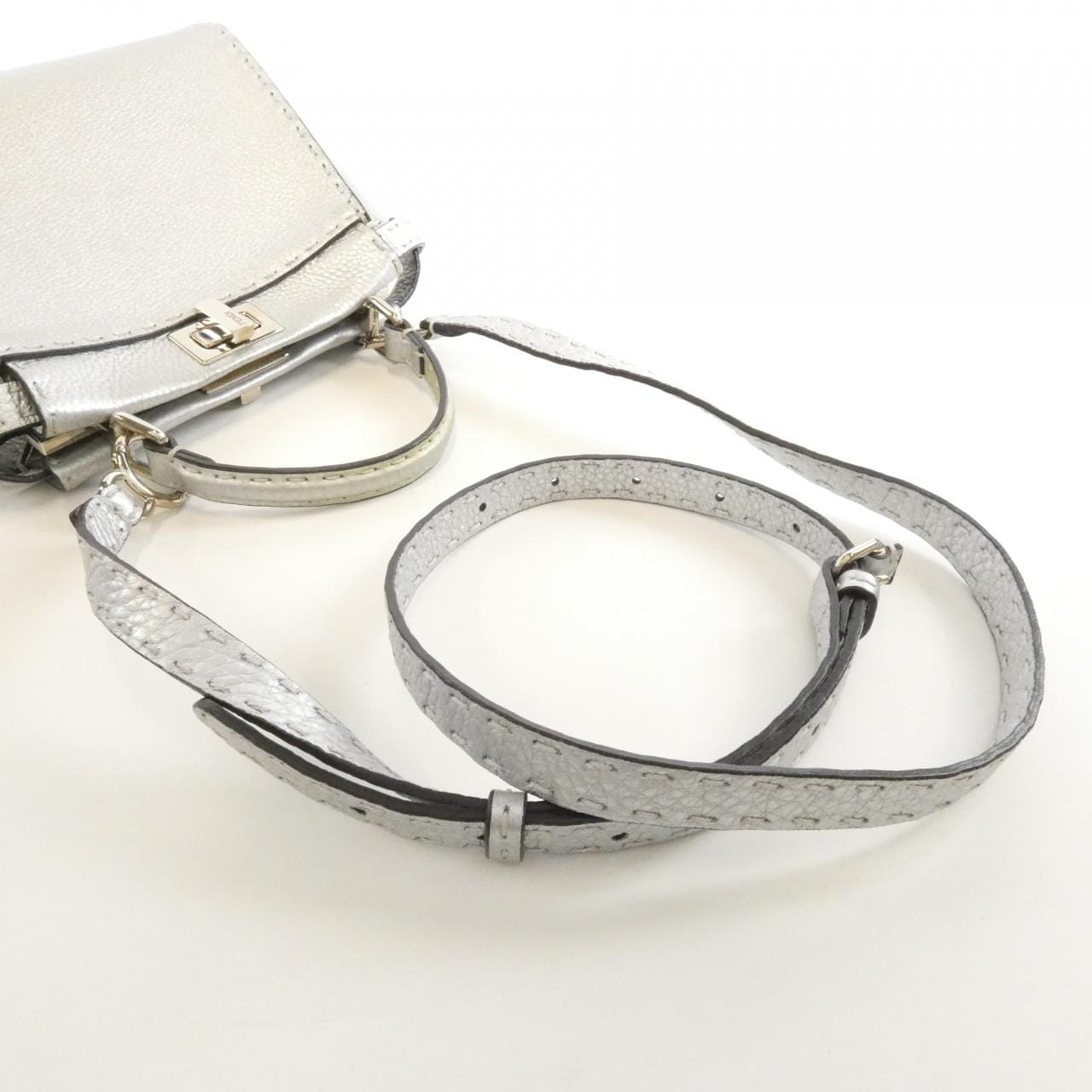 フェンディ ピーカブー 写真3