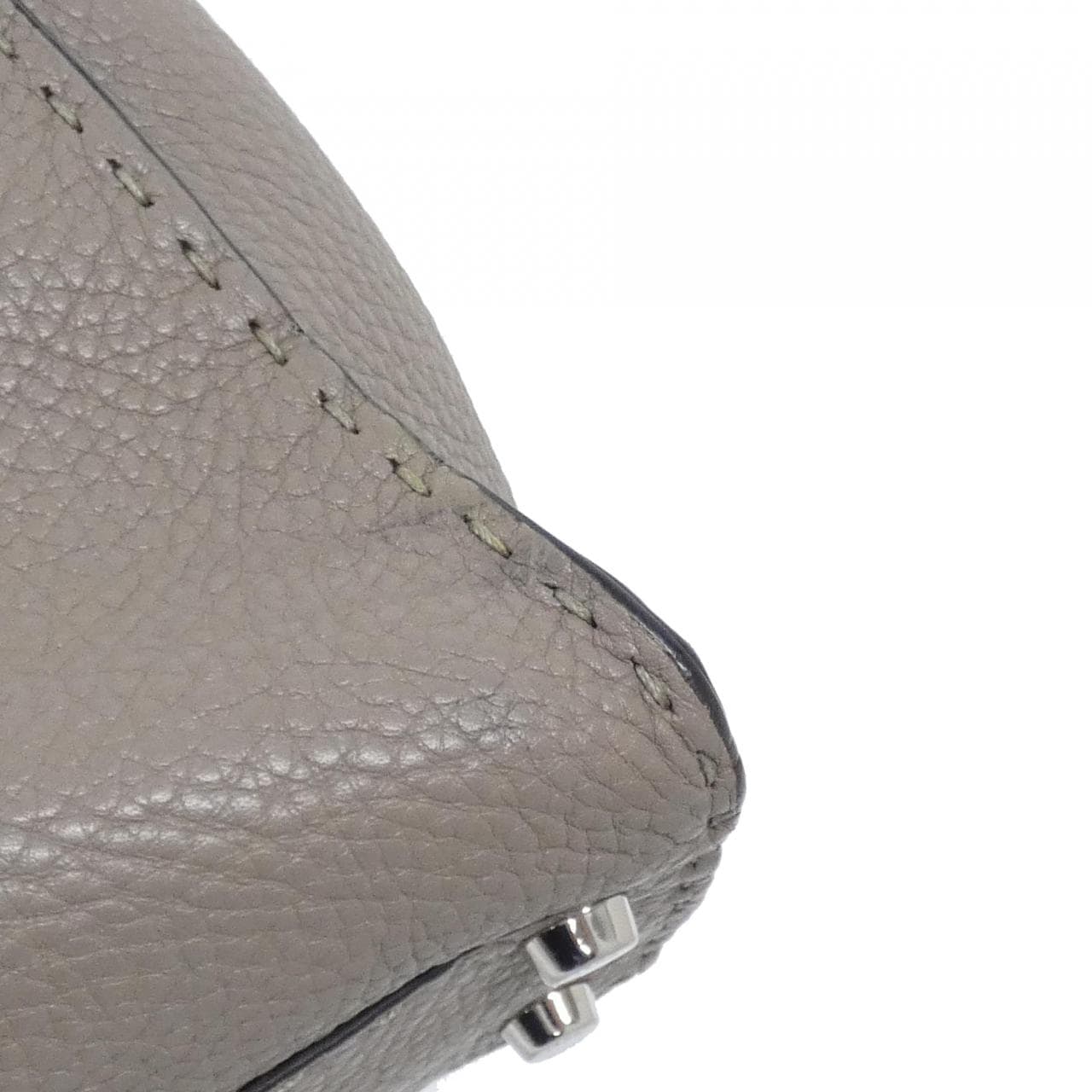 フェンディ ピーカブー 写真2