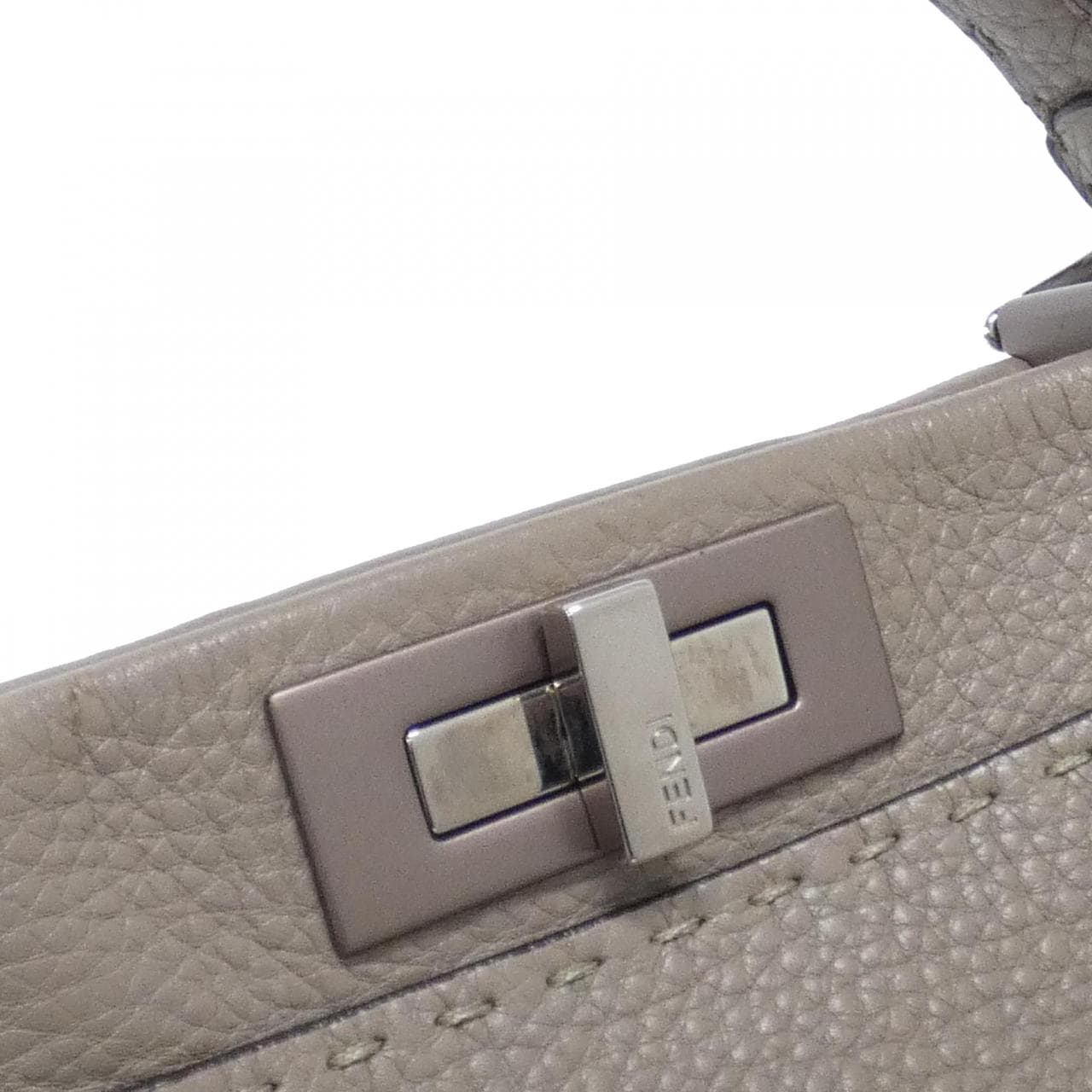 フェンディ ピーカブー 写真3