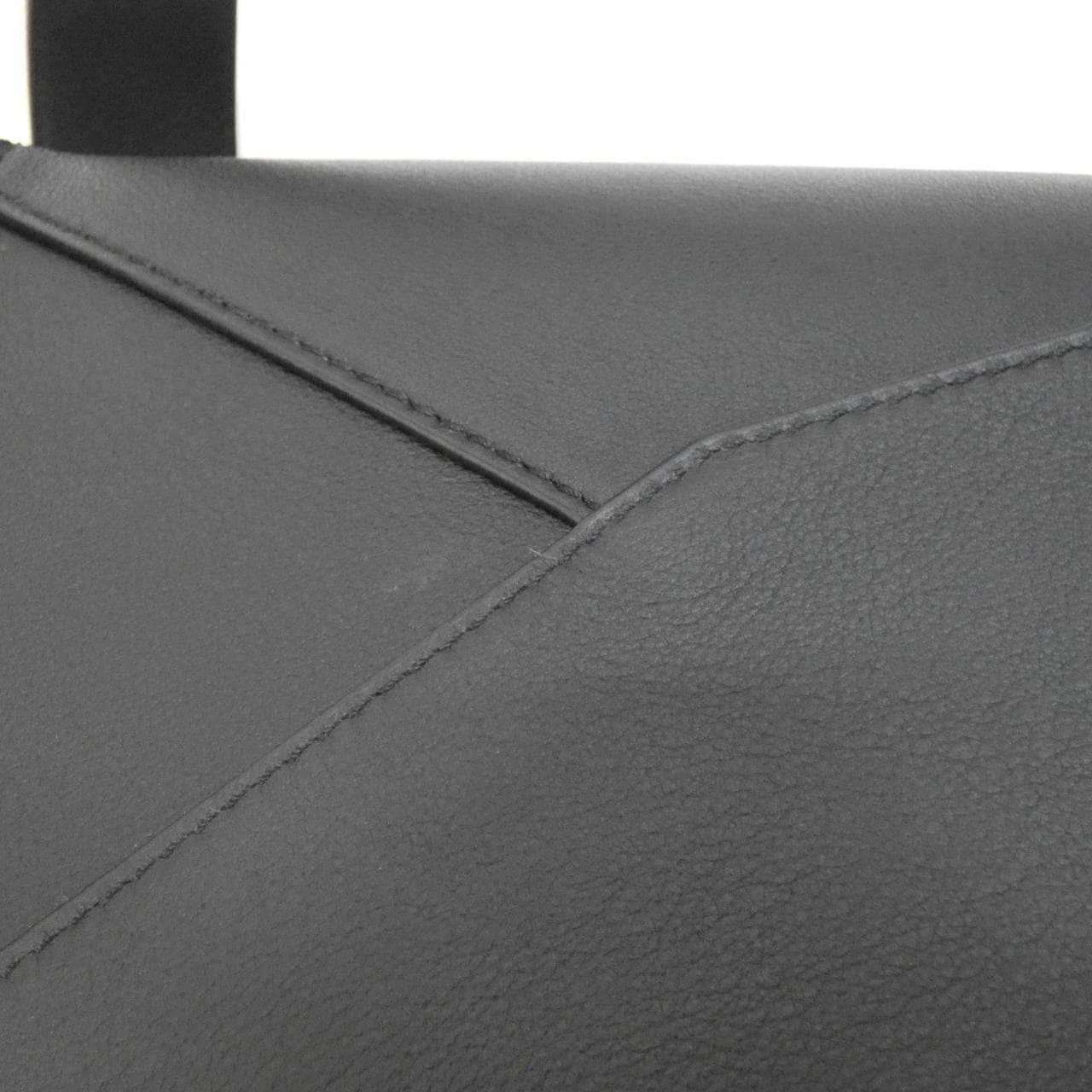 ロエベ パズル 写真4