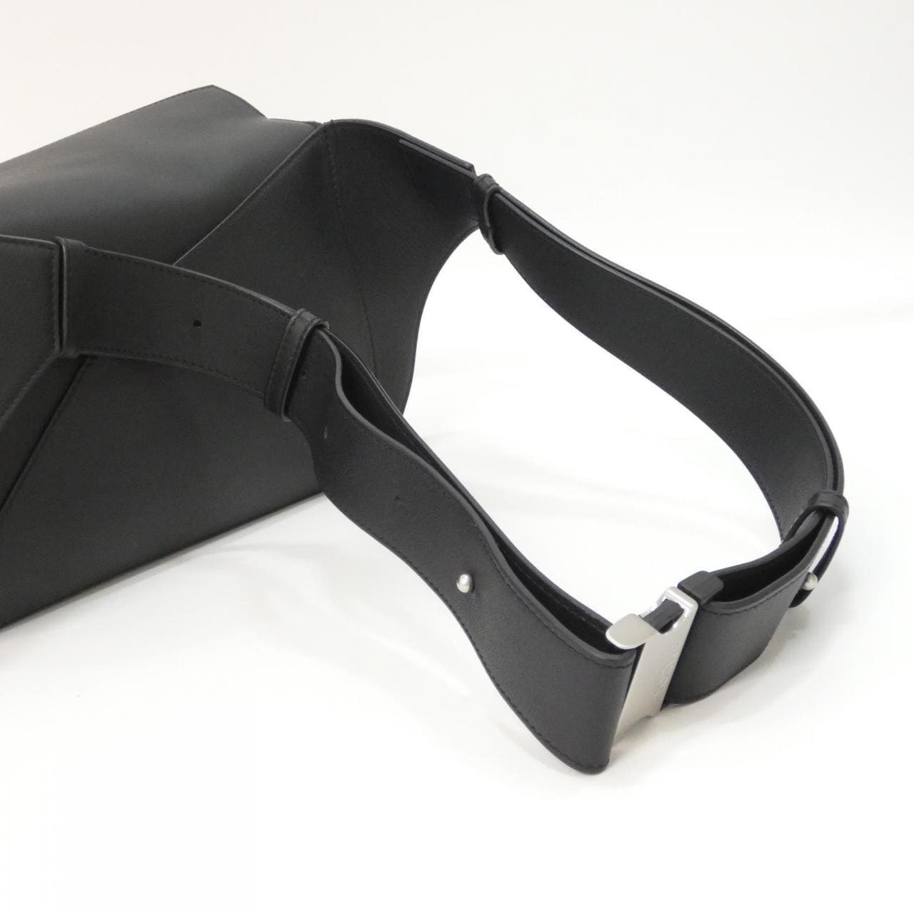 ロエベ パズル 写真9