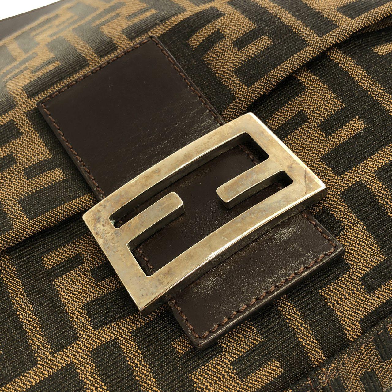 フェンディ バゲット 写真5