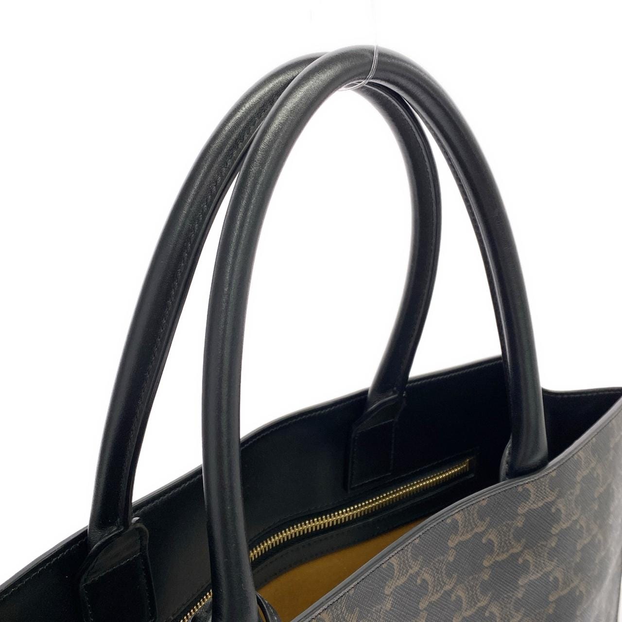 セリーヌ トリオンフ 写真5