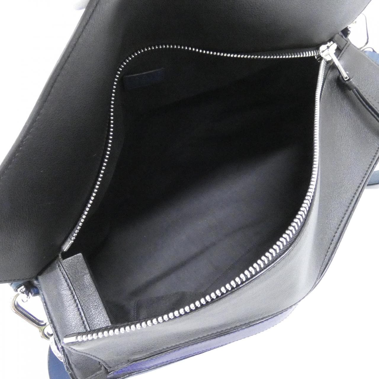 ロエベ パズル 写真9