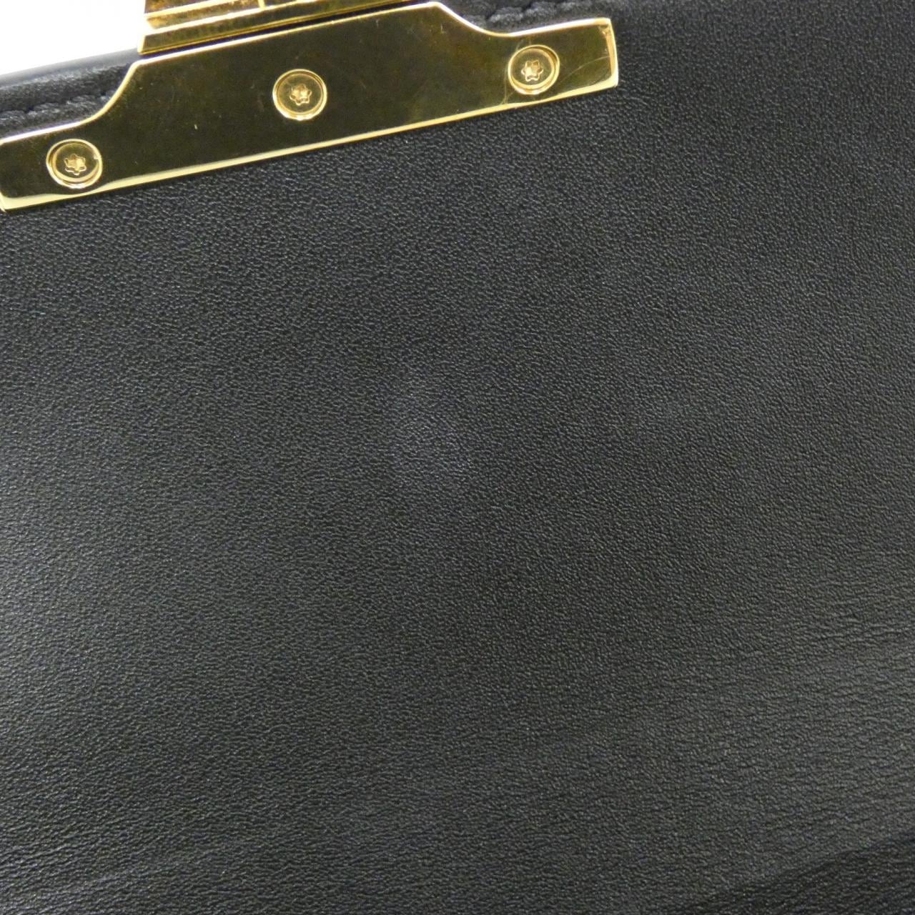 セリーヌ トリオンフ 写真9