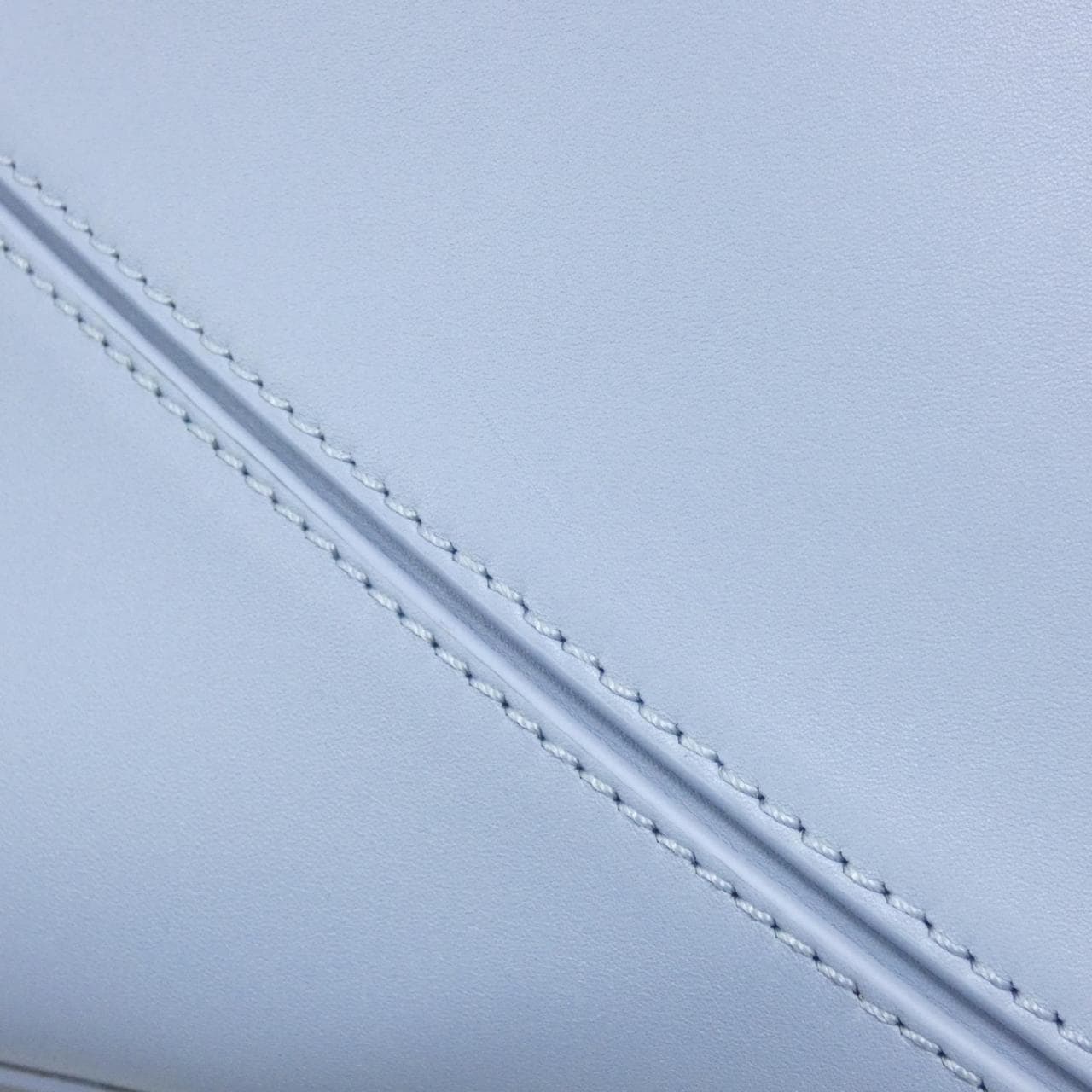 ロエベ パズル 写真8