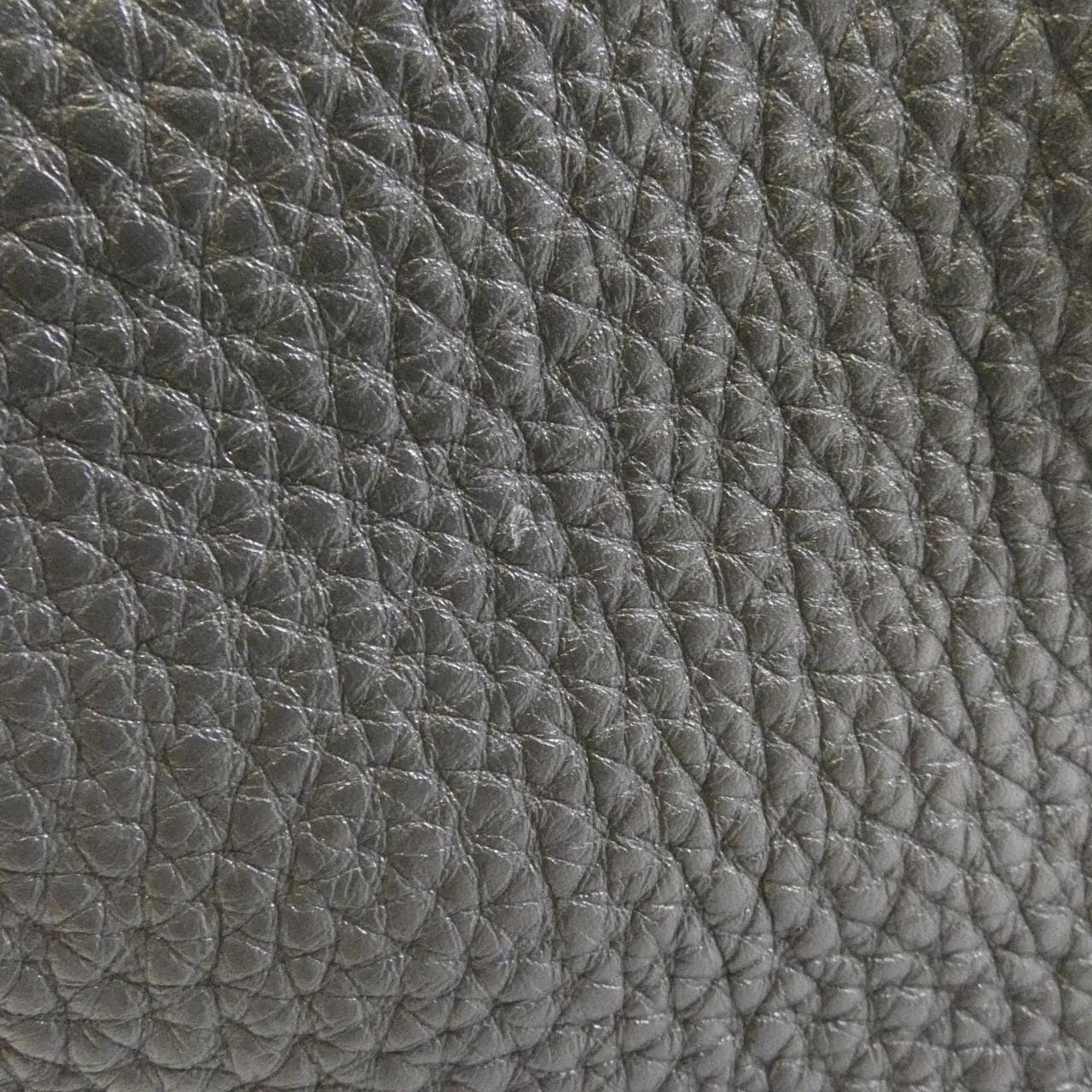 フェンディ ピーカブー 写真3