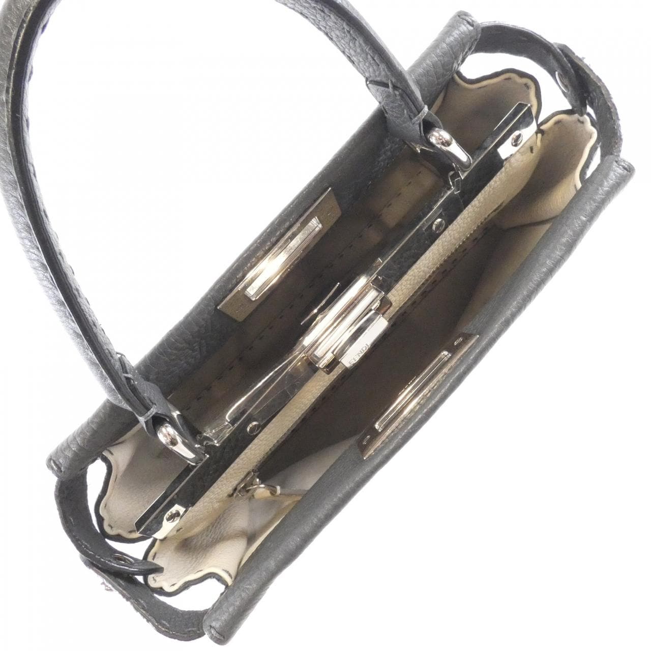 フェンディ ピーカブー 写真8