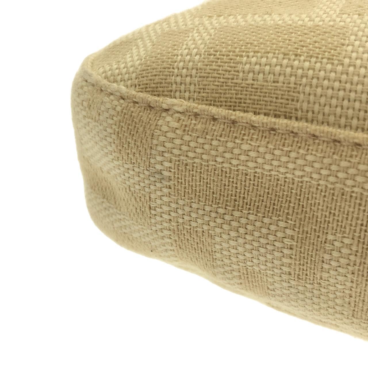 フェンディ バゲット 写真3