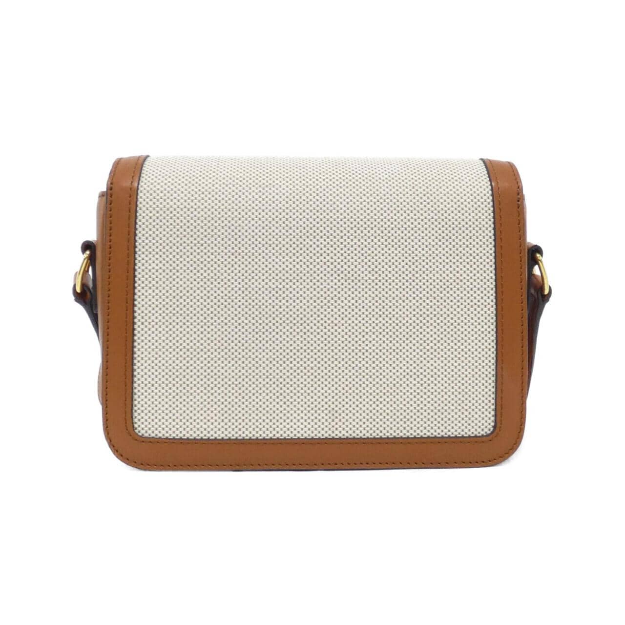 セリーヌ トリオンフ 写真2