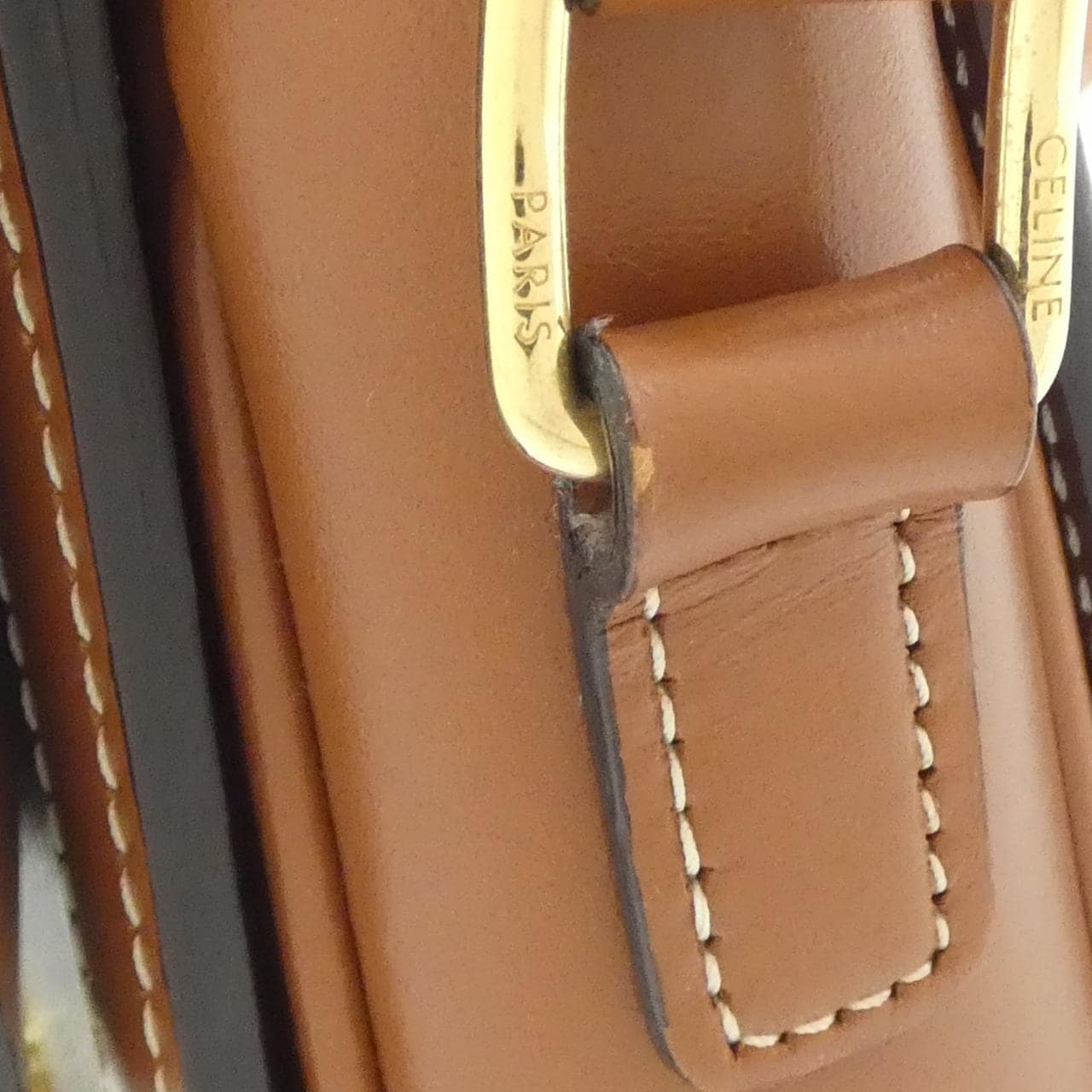 セリーヌ トリオンフ 写真7