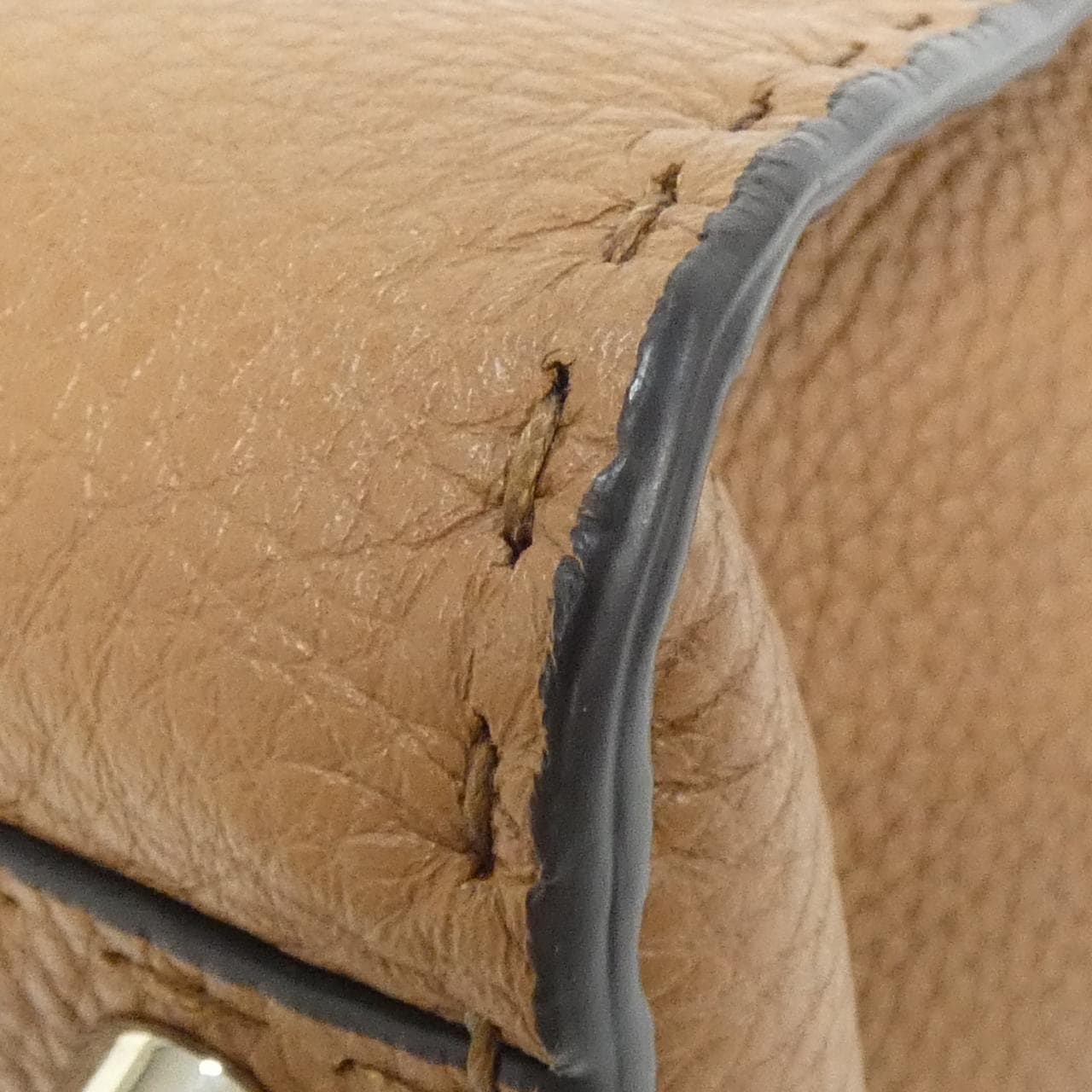 フェンディ ピーカブー 写真2